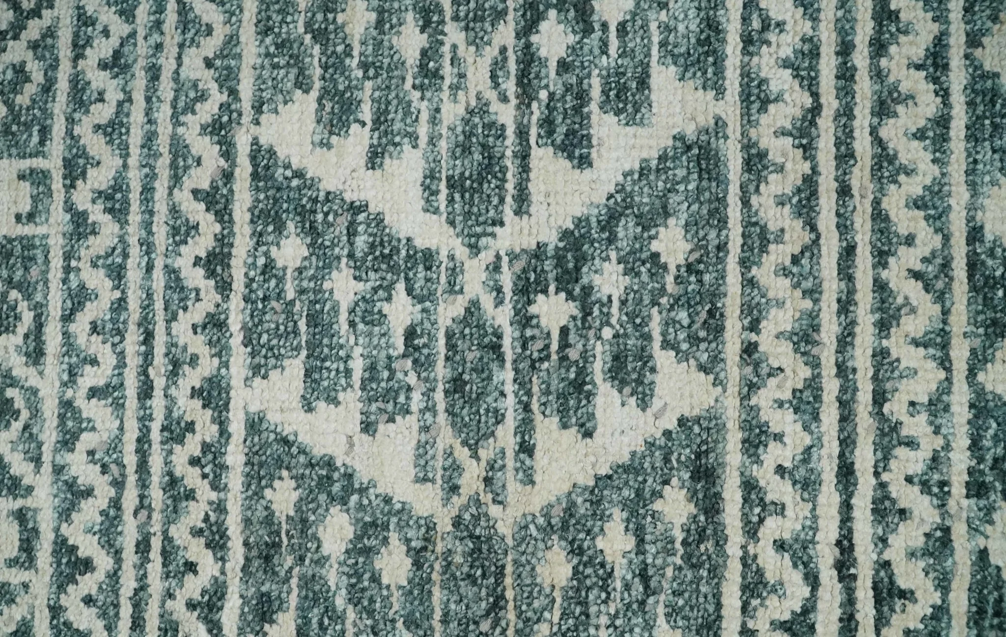 Hand Knotted 5x8 Ivory and Teal Modern Persian Style Contemporary Recycled Silk Area Rug | OP113 - Image 11