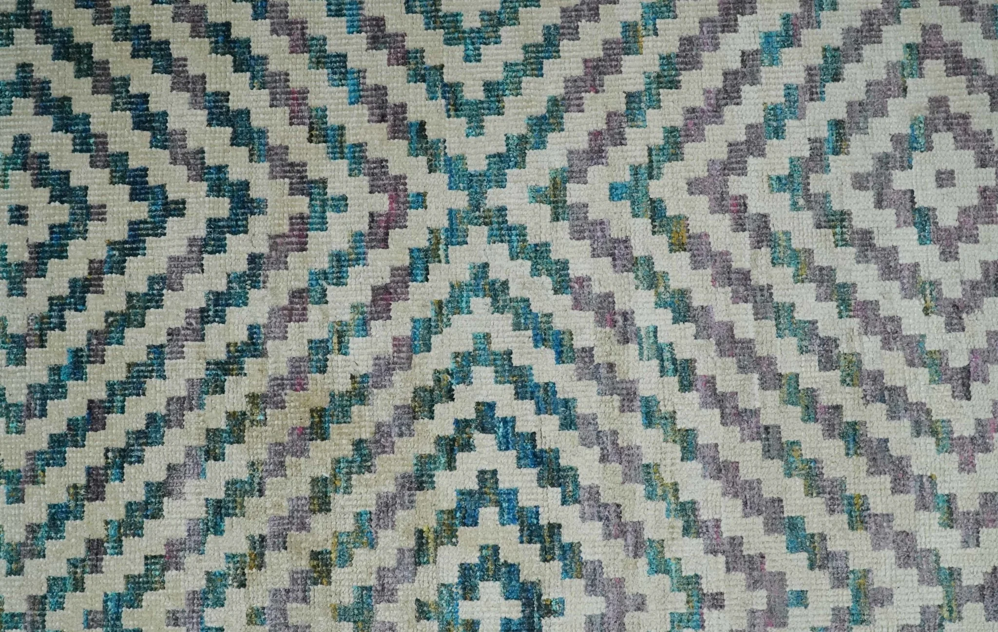 Hand Knotted 5x8 Ivory, Blue and Purple Antique Persian Geometric Style Contemporary Bamboo Silk Area Rug | OP125 - Image 9