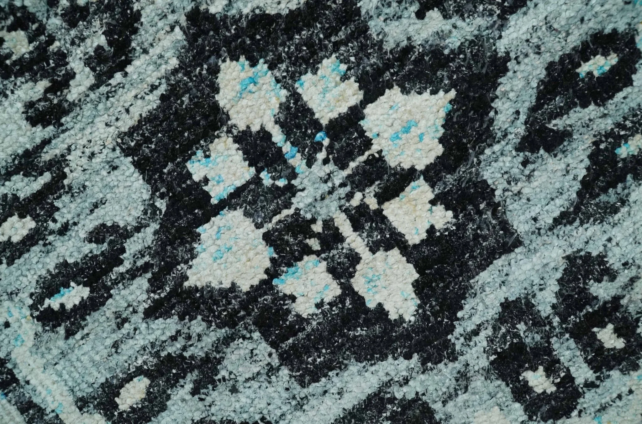Hand Knotted 5x8 Ivory, Silver and Black Antique Persian Geometric Style Contemporary Bamboo Silk Area Rug | OP110 - Image 4