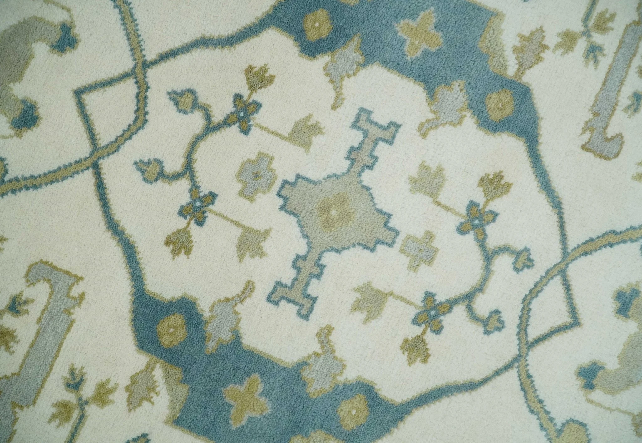 Hand Knotted 6x6 Square Oriental Oushak Ivory, Teal and Beige Wool Area Rug - Image 4