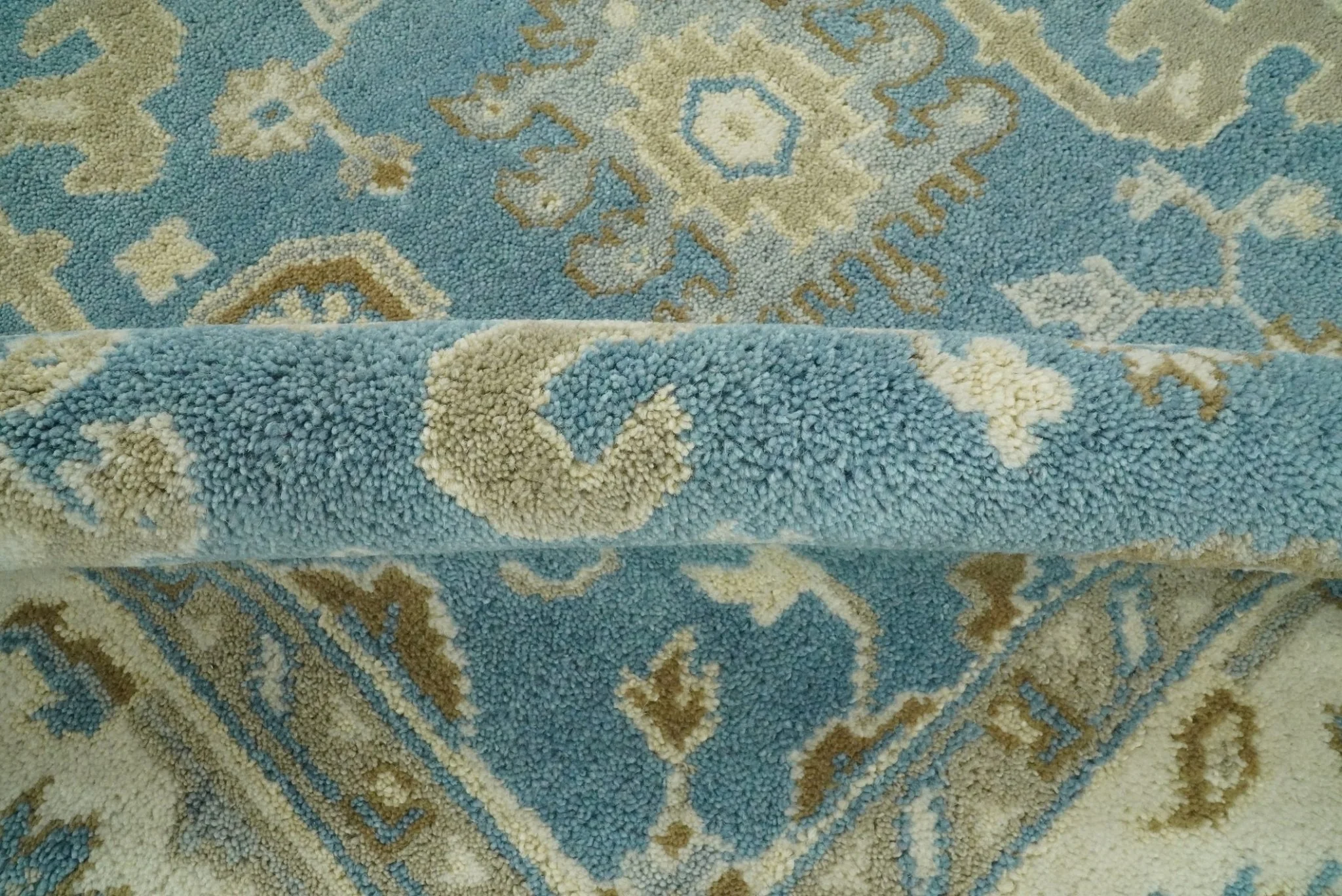 Hand Knotted 6x9 Vintage Oriental Oushak Blue and Beige Wool Area Rug | TRDCP1669 - Image 8