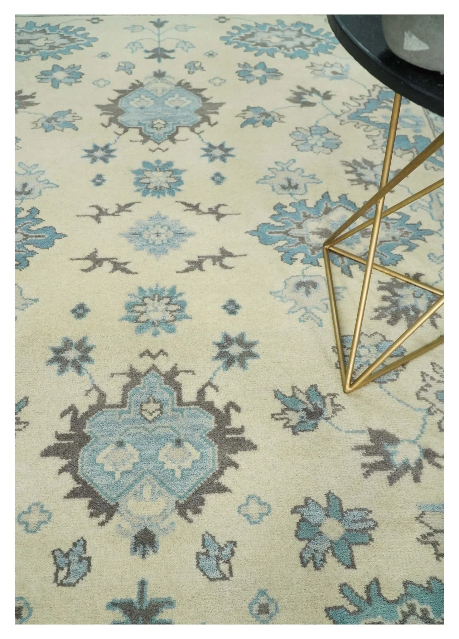 Hand Knotted 8x10 Beige and Blue Antique Oushak Persian Wool Area Rug | TRDCP1147810 - Image 2