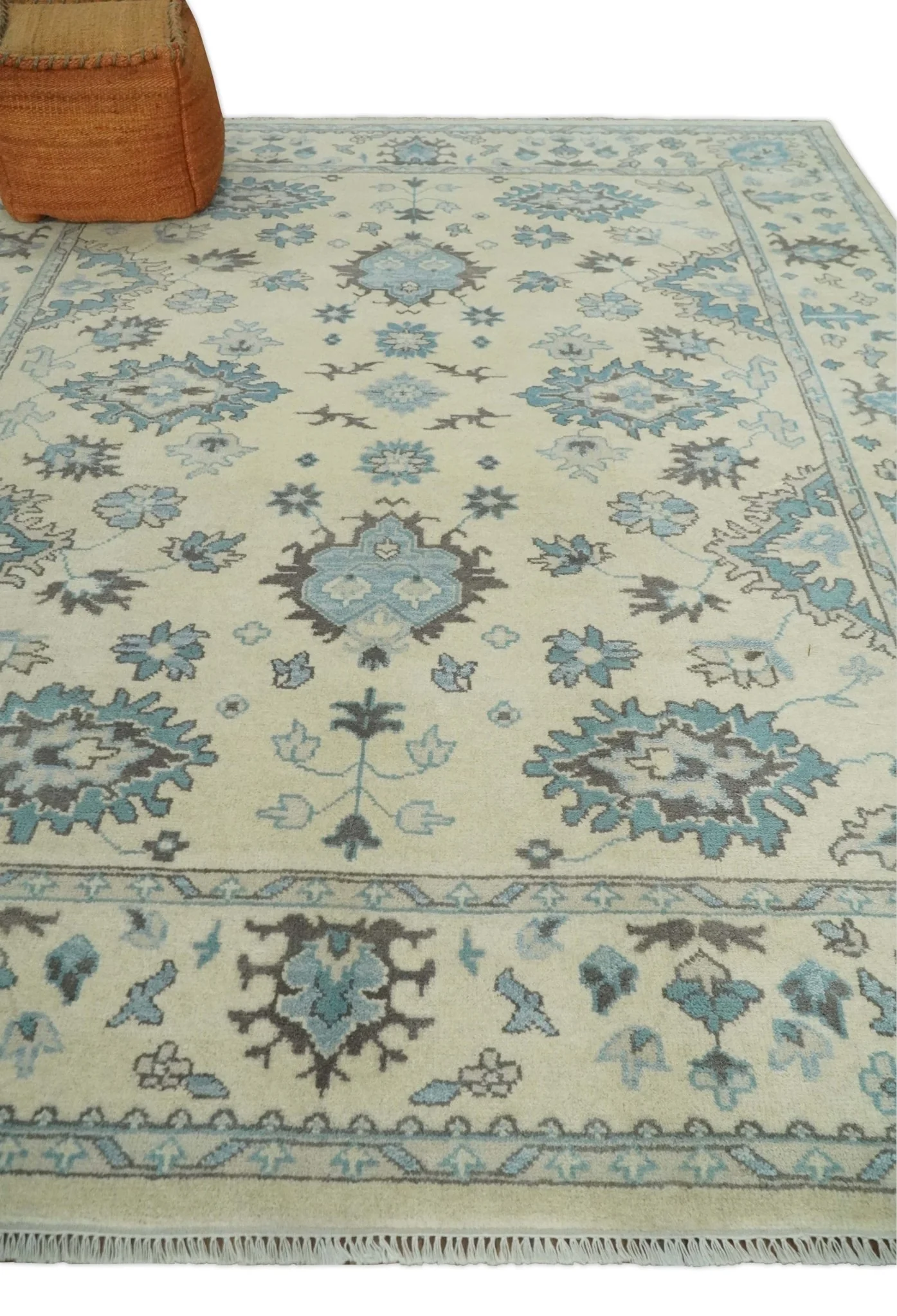 Hand Knotted 8x10 Beige and Blue Antique Oushak Persian Wool Area Rug | TRDCP1147810 - Image 3