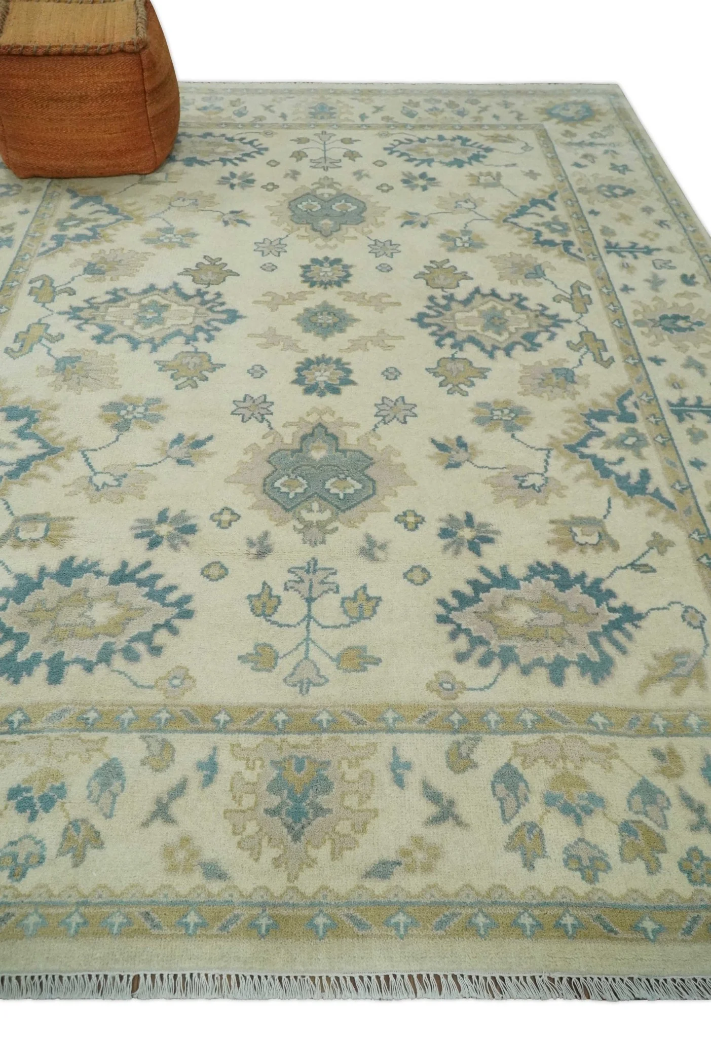 Hand Knotted 8x10 Beige and Gray Antique Oushak Wool Area Rug - Image 3