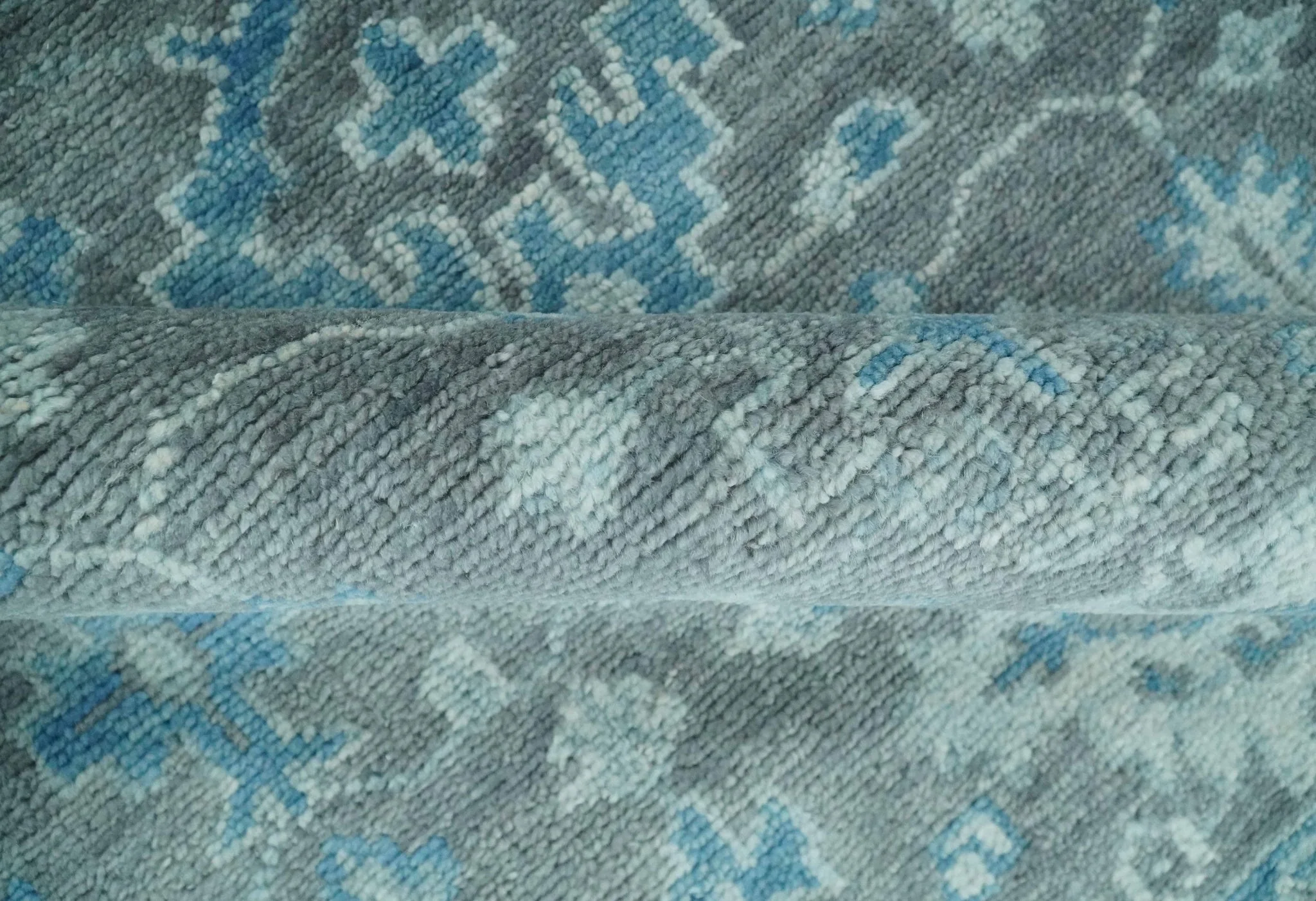 Antique Gray and Blue Hand Knotted 8x10 Oushak Turkish Wool Area Rug - Image 6