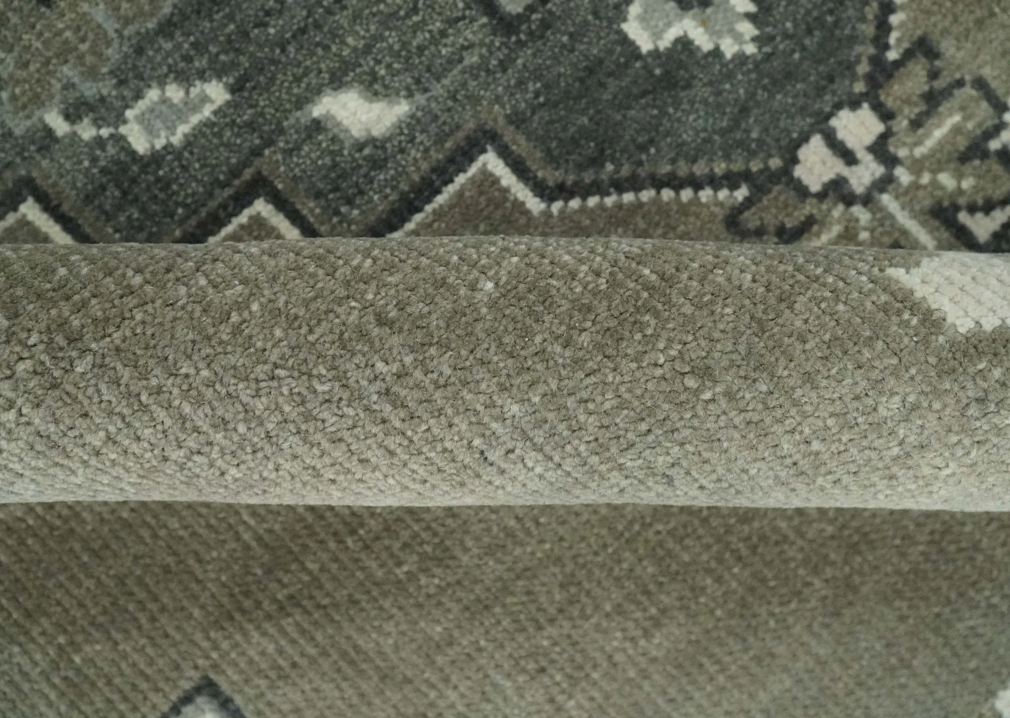 Antique Persian Earthy Sage Hand Knotted 8x10 Gray and Ivory Traditional Vintage Heriz Serapi Wool Rug | AC25810 - Image 6