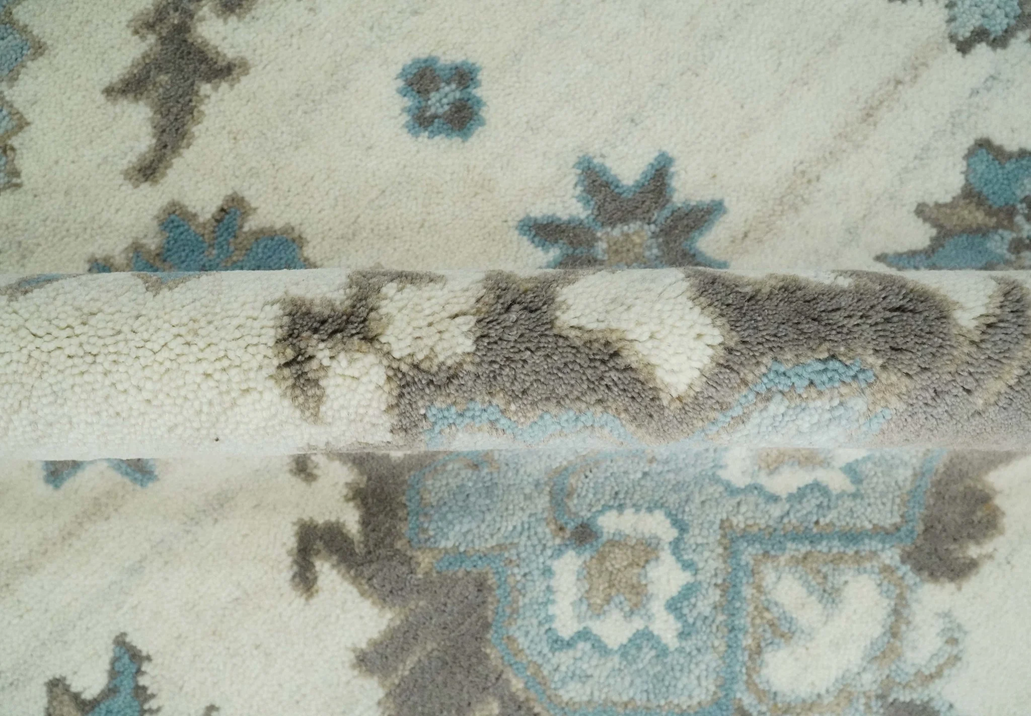 Hand Knotted 8x10 Ivory, Blue and Brown Traditional Oushak Persian Wool Area Rug | TRDCP1142810 - Image 6