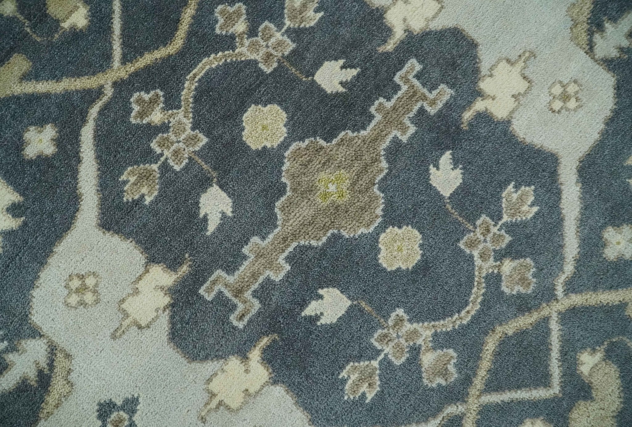 Hand Knotted 8x10 Oriental Oushak Charcoal, Ivory and Beige Wool Area Rug - Image 4