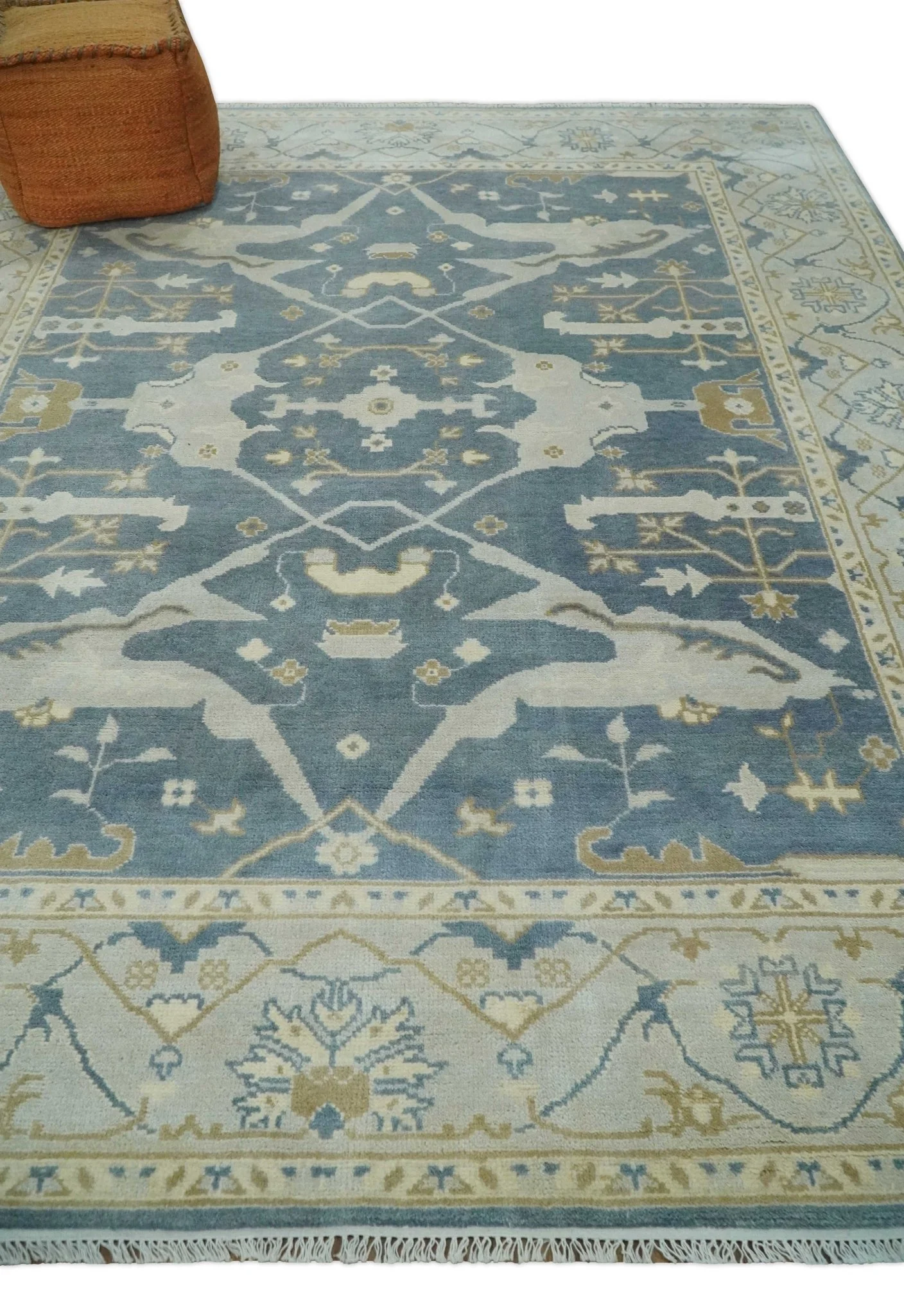 Hand Knotted 8x10 antique style Oriental Oushak Gray, Ivory and Beige Wool Area Rug - Image 3