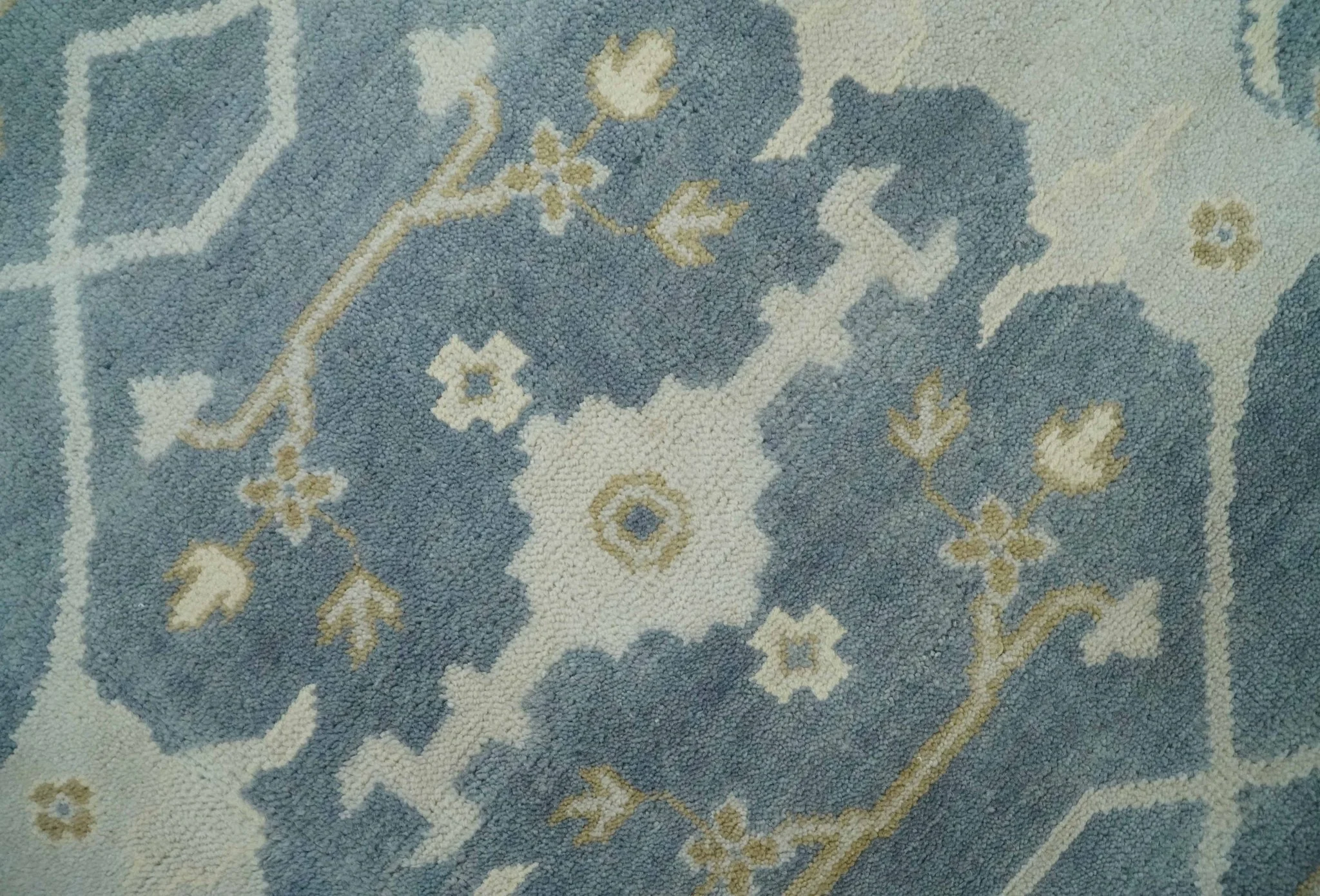 Hand Knotted 8x10 antique style Oriental Oushak Gray, Ivory and Beige Wool Area Rug - Image 4