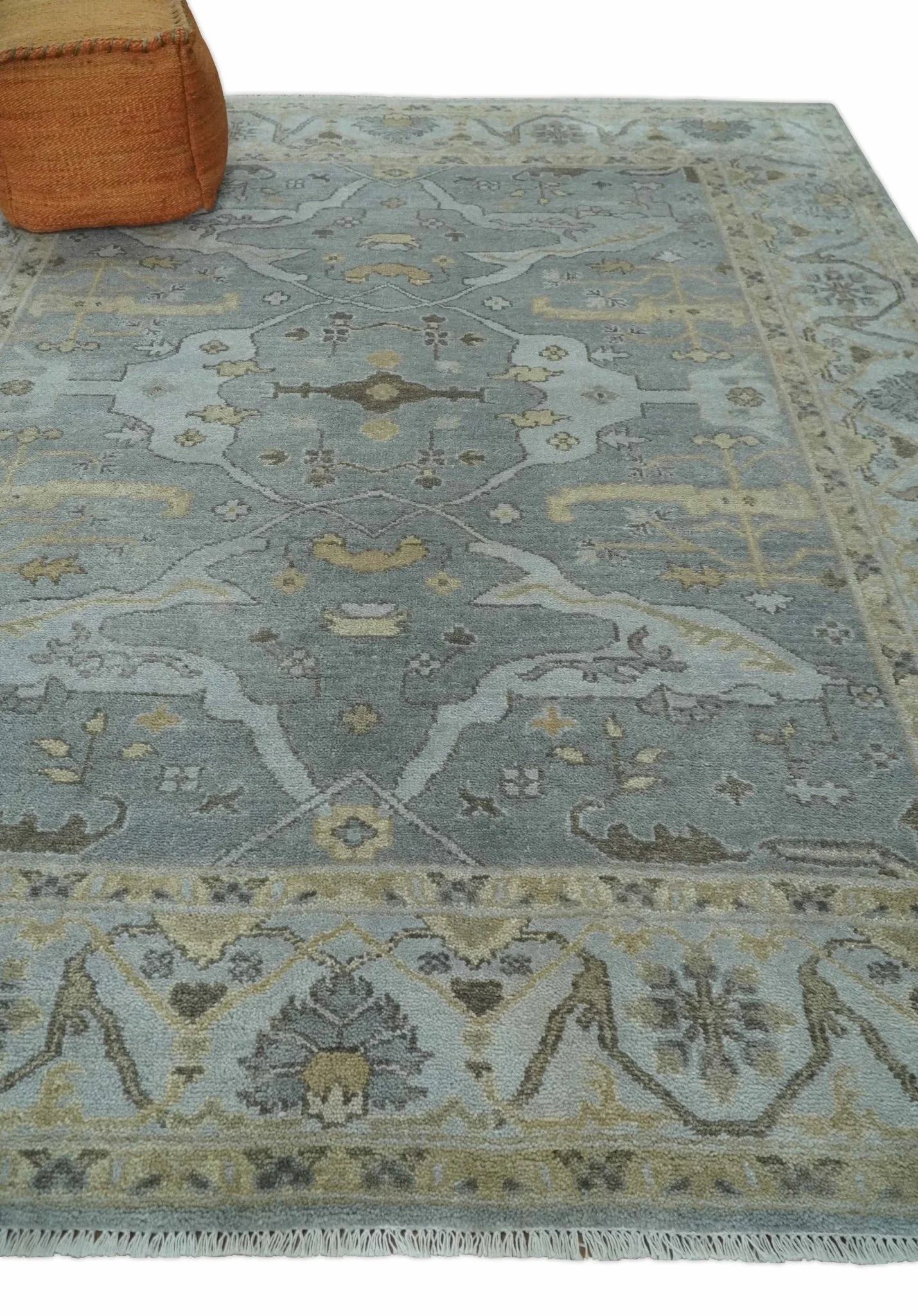Hand Knotted 8x10 Oriental Oushak Silver and Beige Wool Area Rug | TRDCP1198810 - Image 3