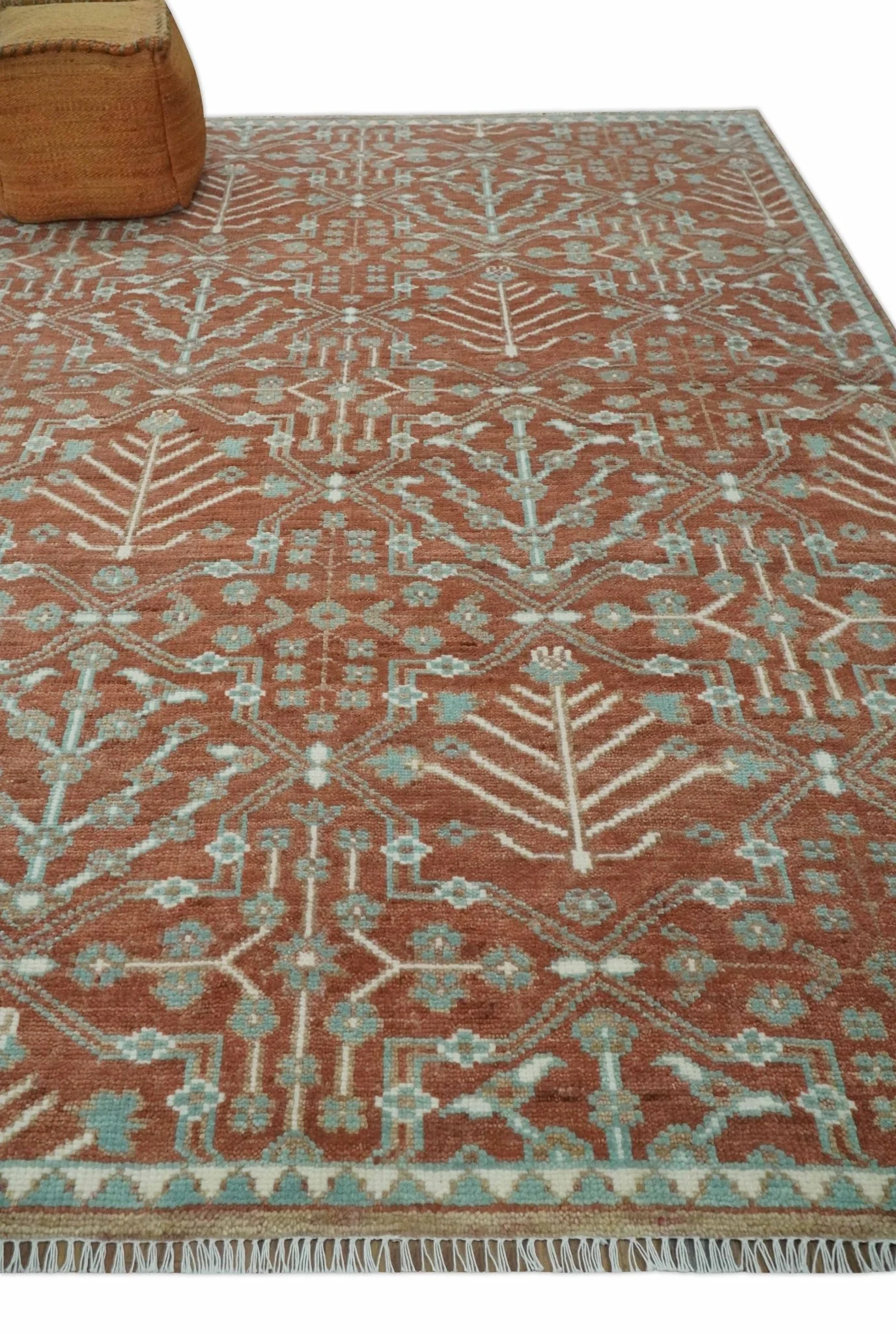 Hand knotted 8x10 Rust and Aqua Floral wool Area Rug - Image 3
