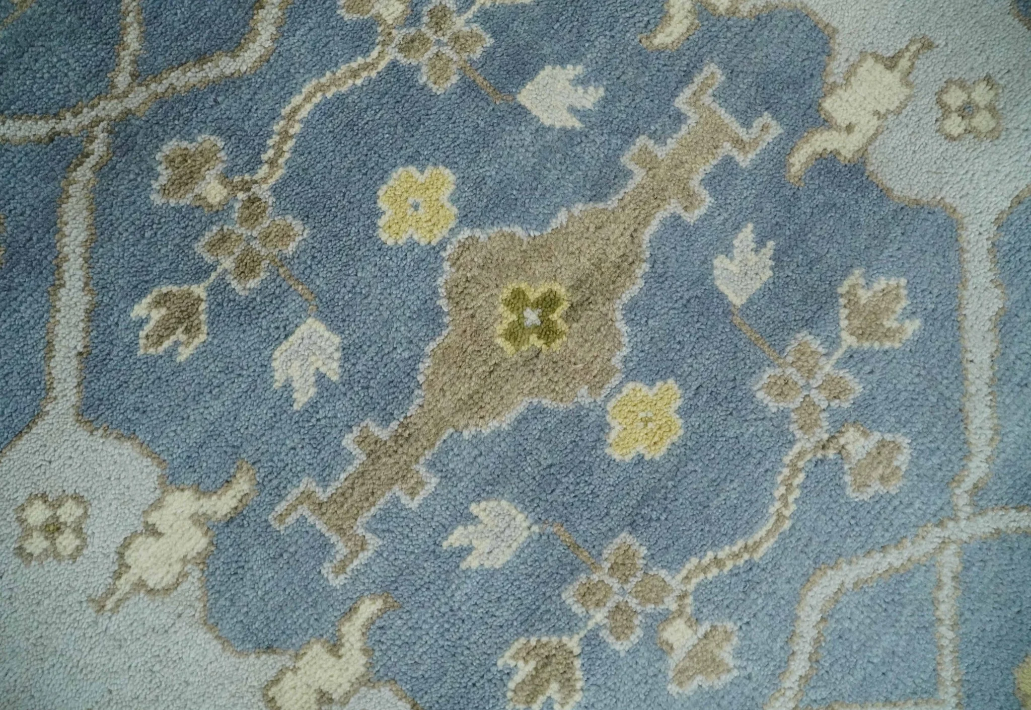 Hand Knotted 8x10 Vintage style Oriental Oushak Gray, Silver and Beige Wool Area Rug - Image 4