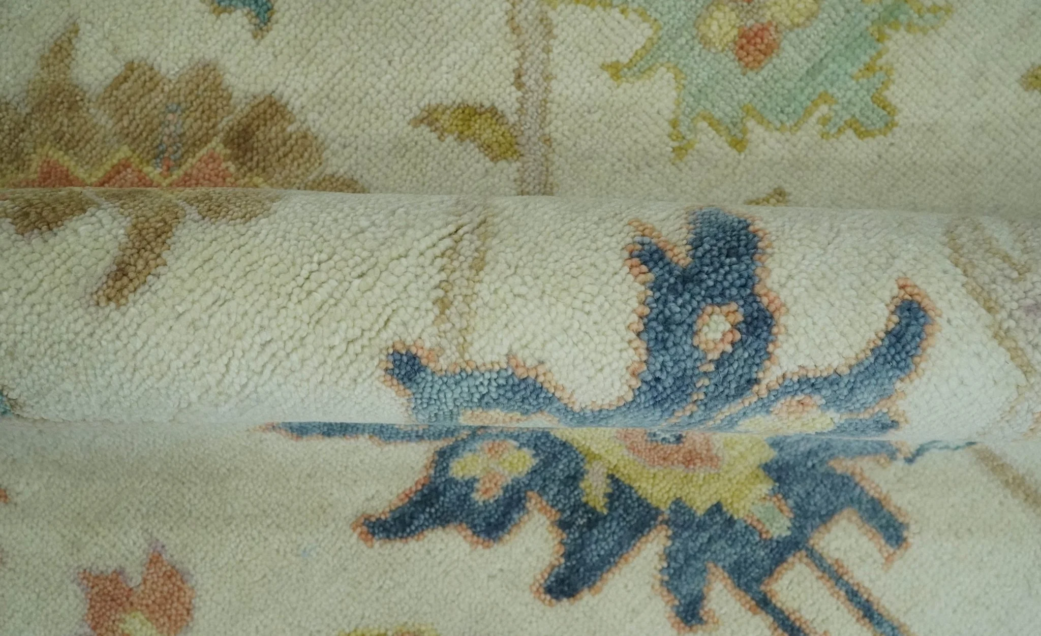 Hand Knotted 9x12 Ivory and Blue Traditional Vintage Persian Style Wool Rug | TRDCP812912 - Image 6