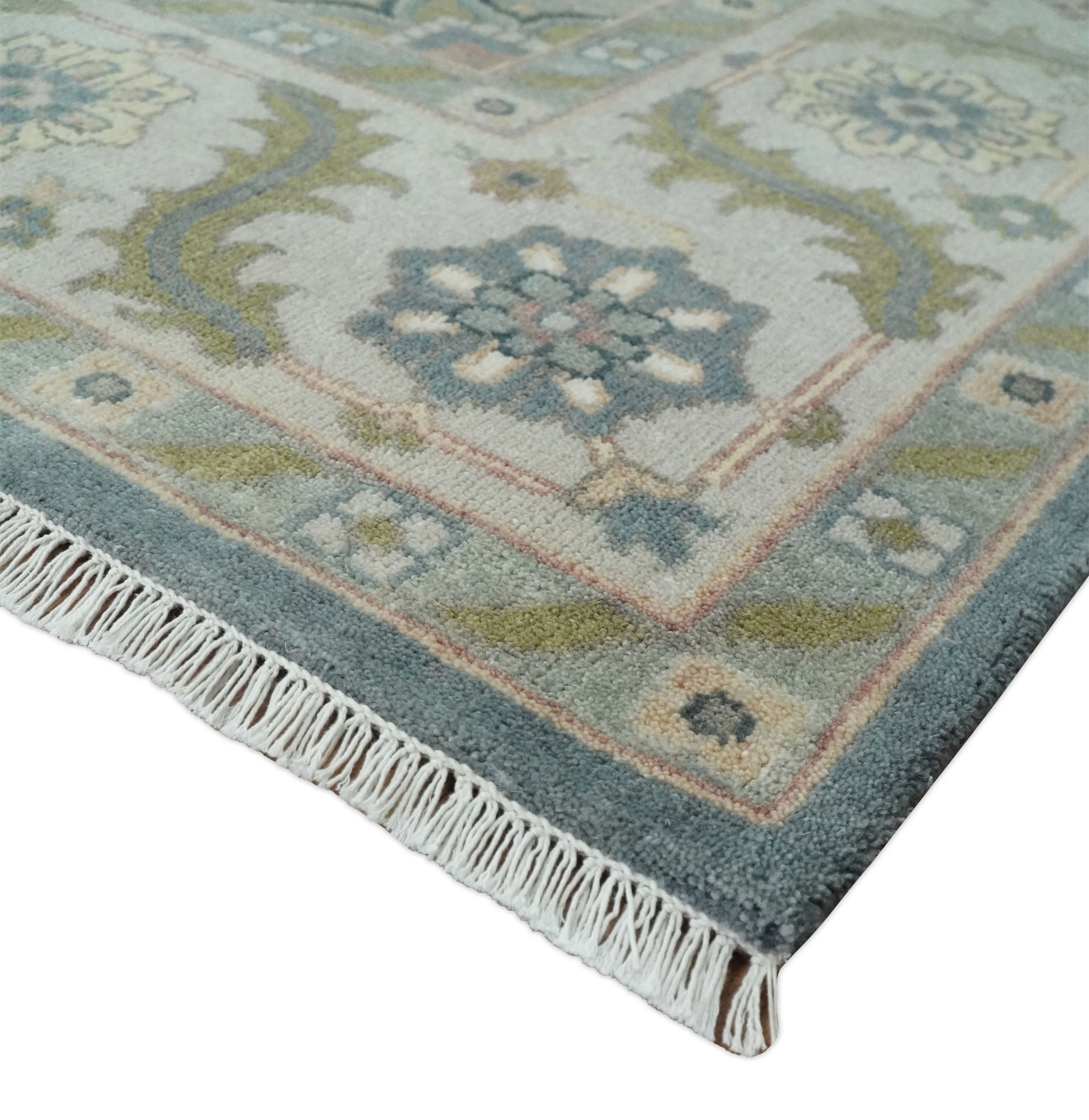 Hand Knotted 9x12 Ivory, Gray, Beige and Olive  Traditional Vintage Heriz Serapi Wool Rug | TRDCP1041912 - Image 5