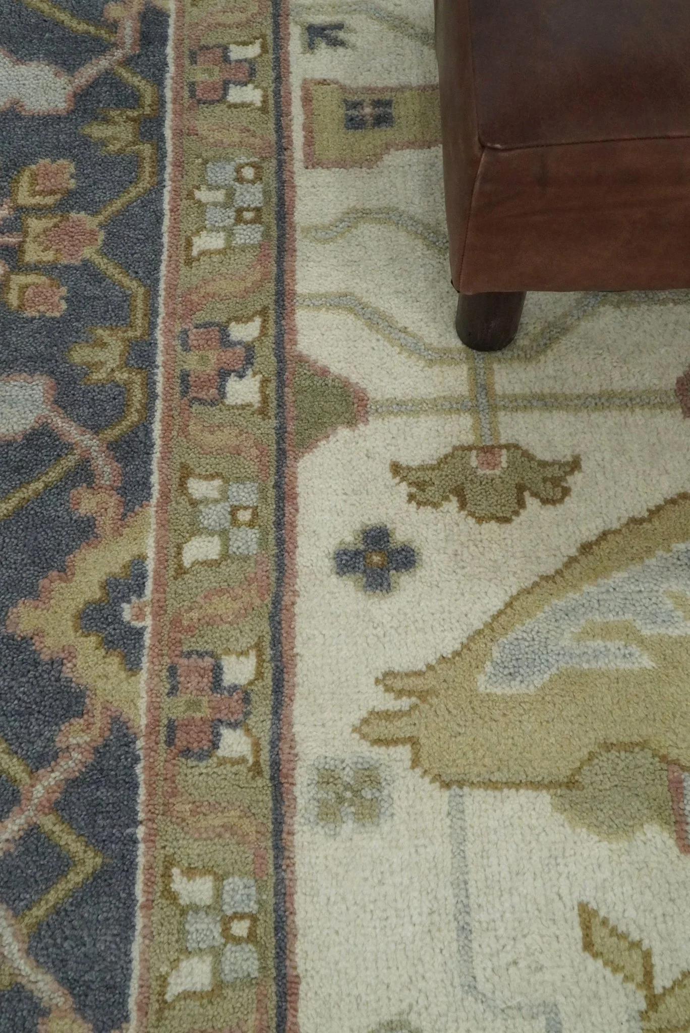 Hand Knotted 9x12 Persian Oushak Beige and Charcoal Wool Large Rug | TRDCP82912 - Image 7