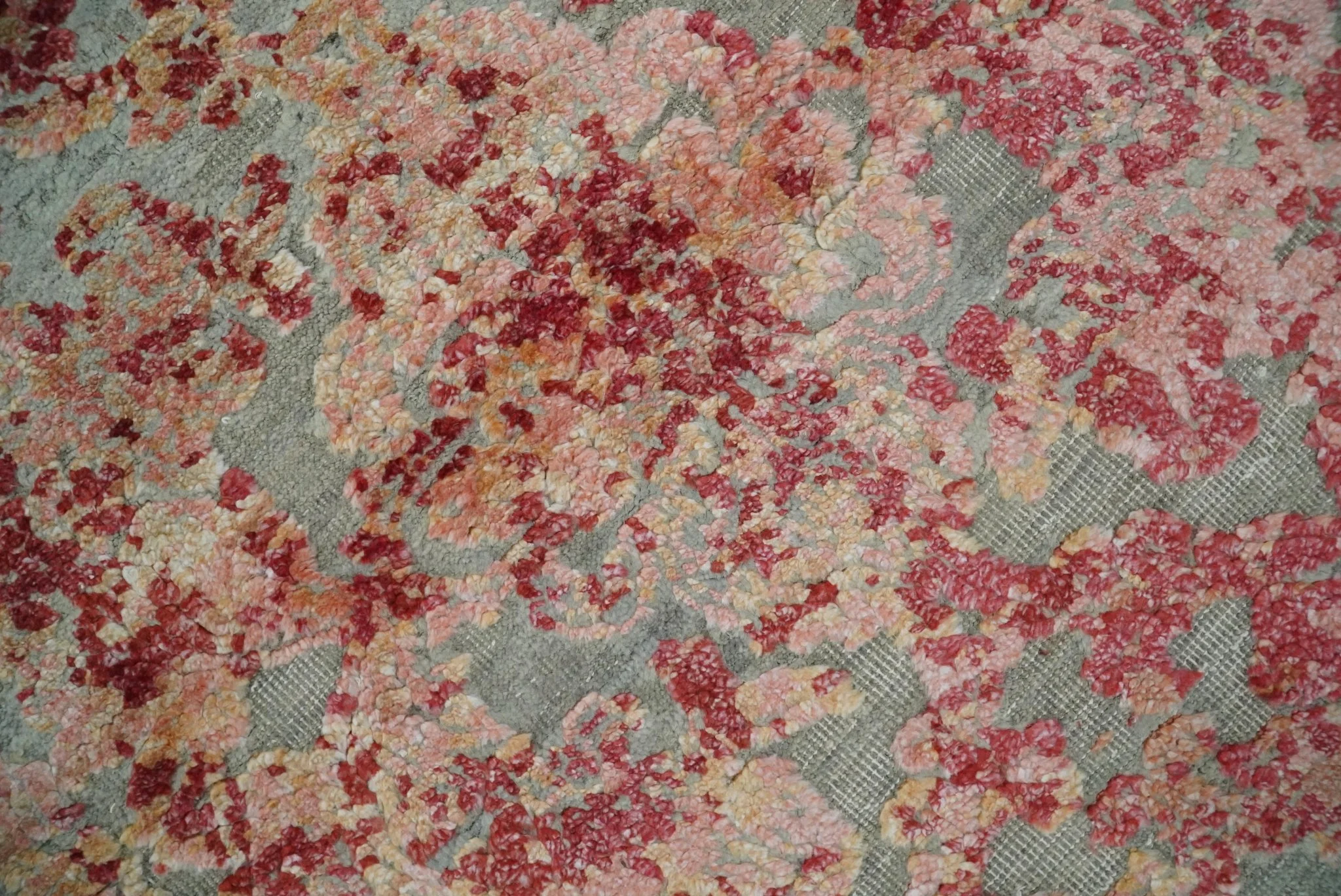 Hand Knotted 9x12 Pink and Silver Modern Persian Abstract Bamboo Silk and Wool Area Rug | TRD2061912 - Image 9
