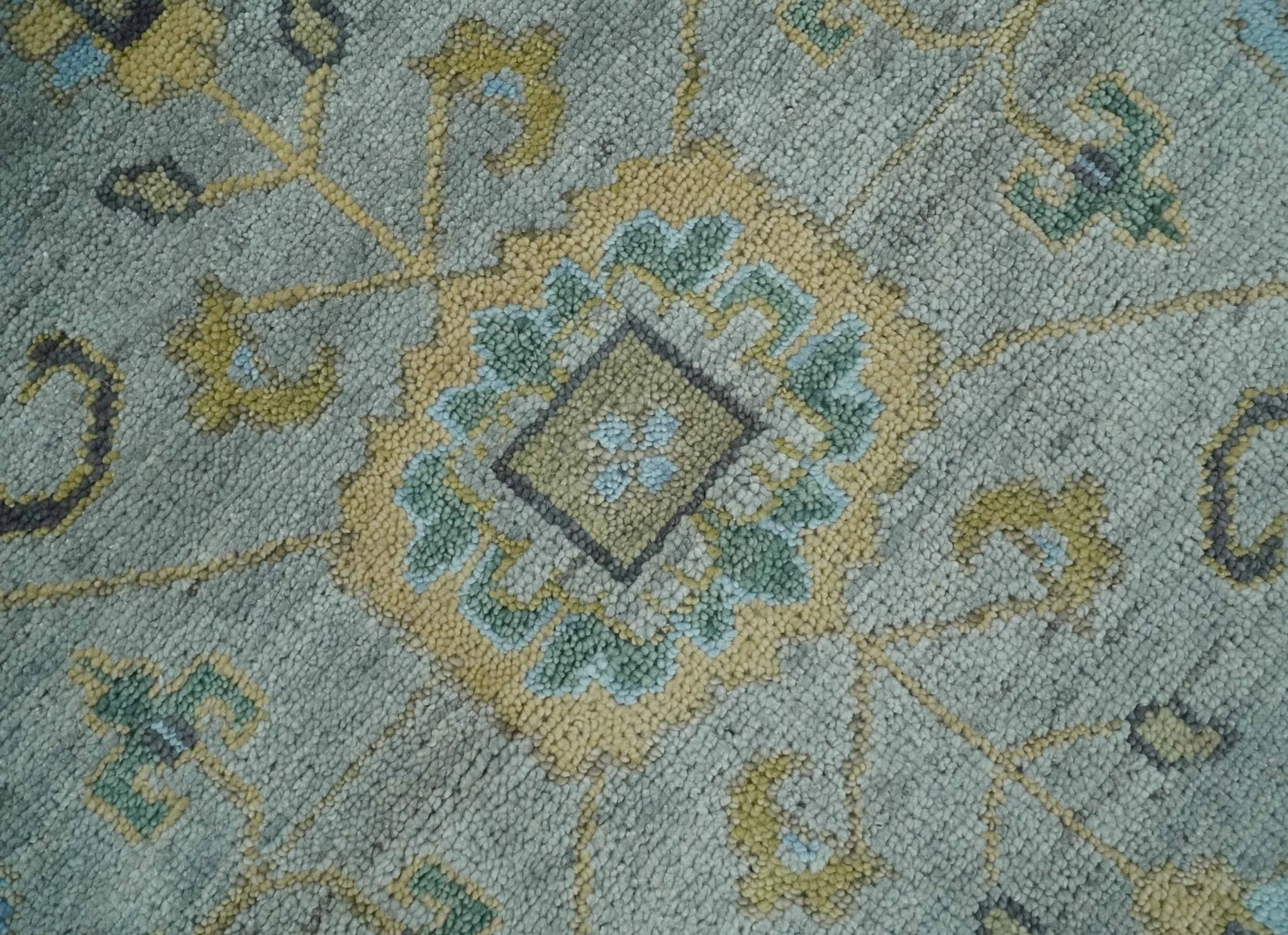 Hand Knotted 9x12 Silver and Beige Antique Finish Oushak Turkish Style Wool Area Rug | TRDCP1092912 - Image 4