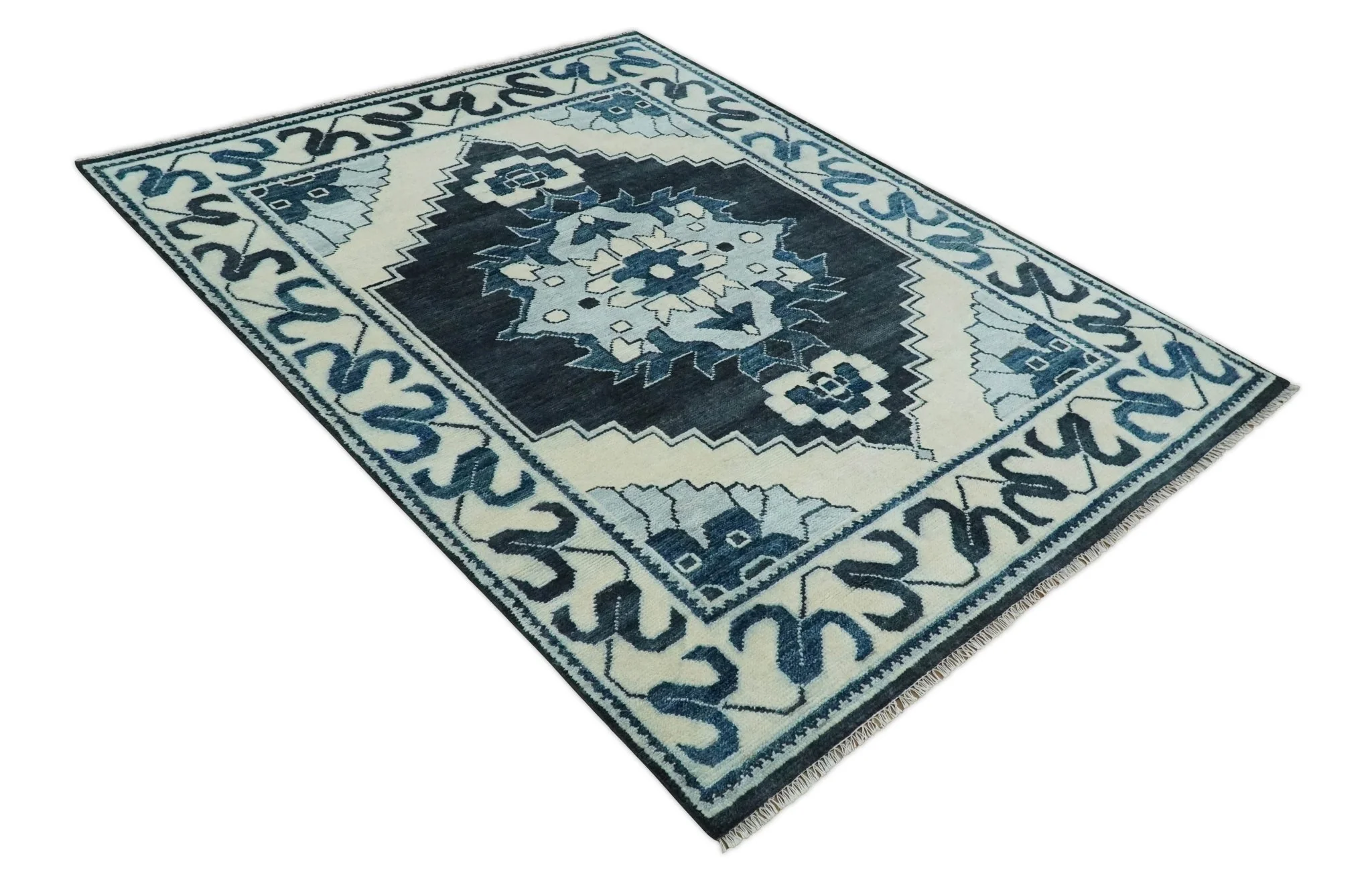 Hand Knotted Antique 8x10 Ivory and Blue Traditional Heriz Serapi Wool Rug | TRDCP859810 - Image 4