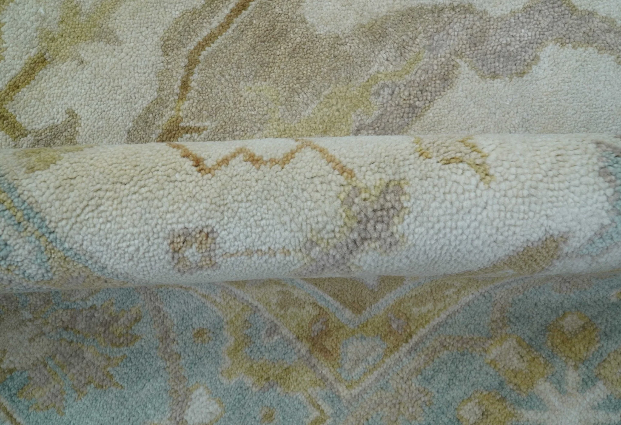 Hand Knotted Beige And Blue Traditional Oushak Design 6x9 Wool Rug - Image 8