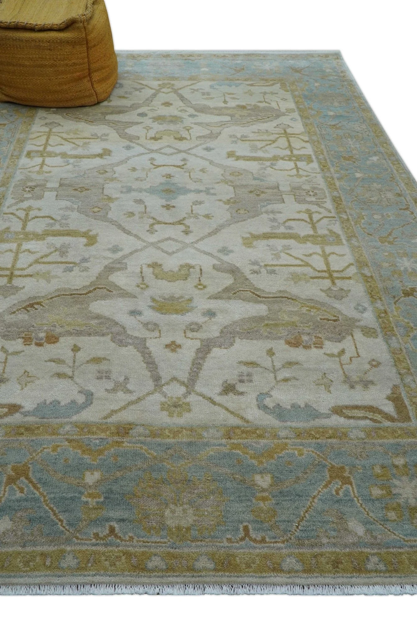 Hand Knotted Beige And Blue Traditional Oushak Design 6x9 Wool Rug - Image 9