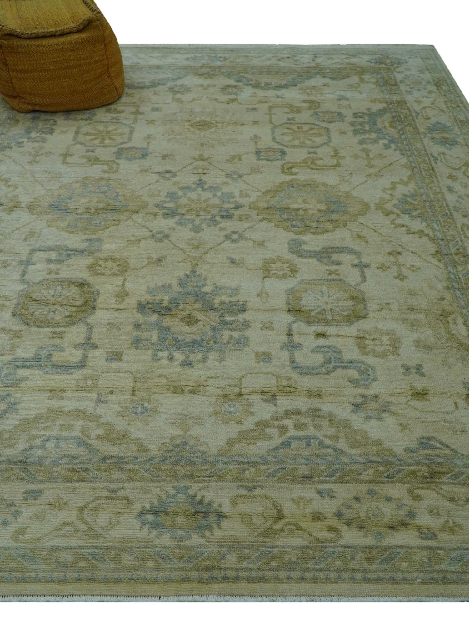 Hand Knotted Ivory And Blue Traditional Oushak Design 8x10 Wool Area Rug - Image 9