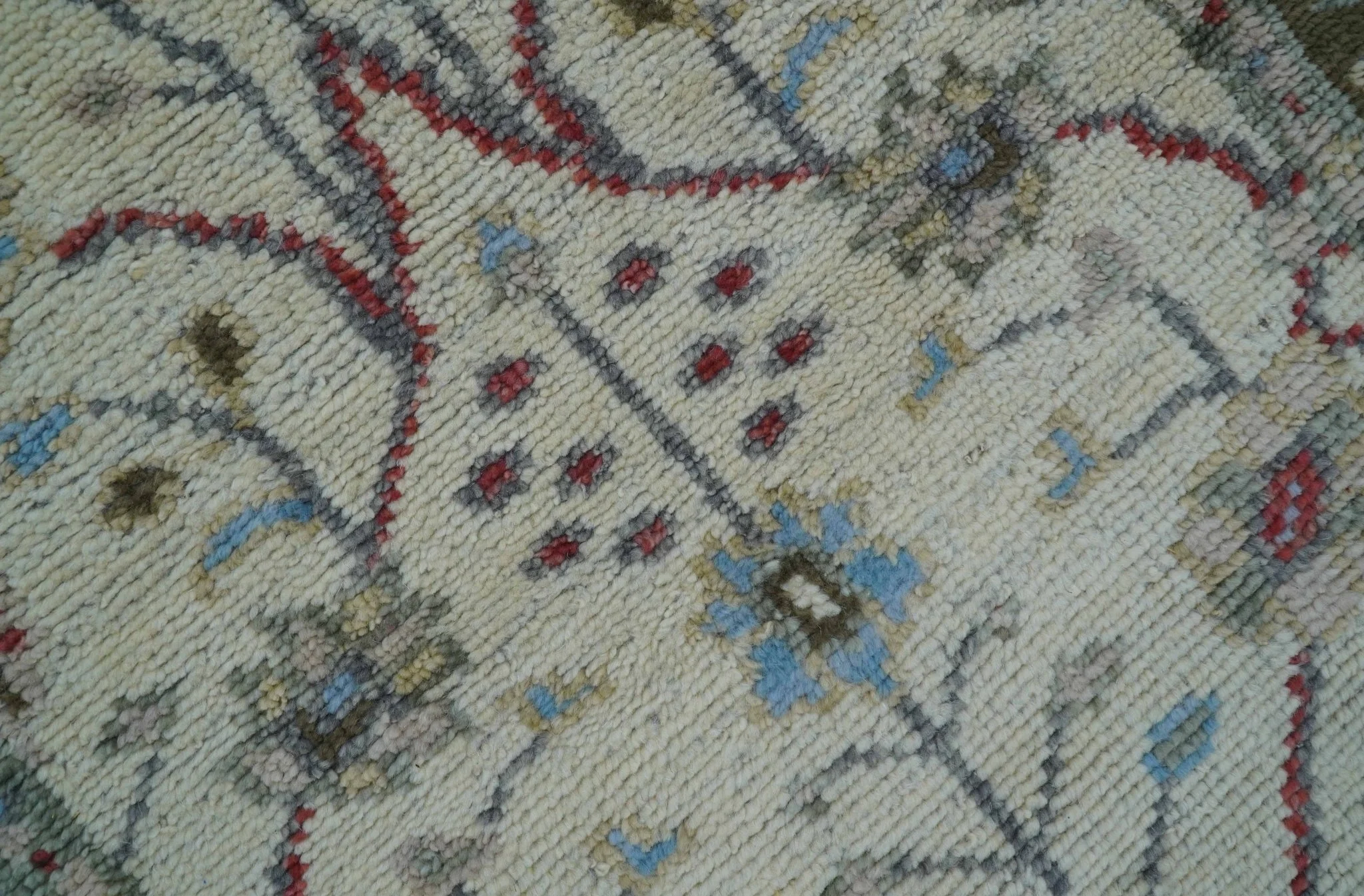3x5 Hand knotted Beige And Blue Traditional Design Wool Area Rug - Image 3