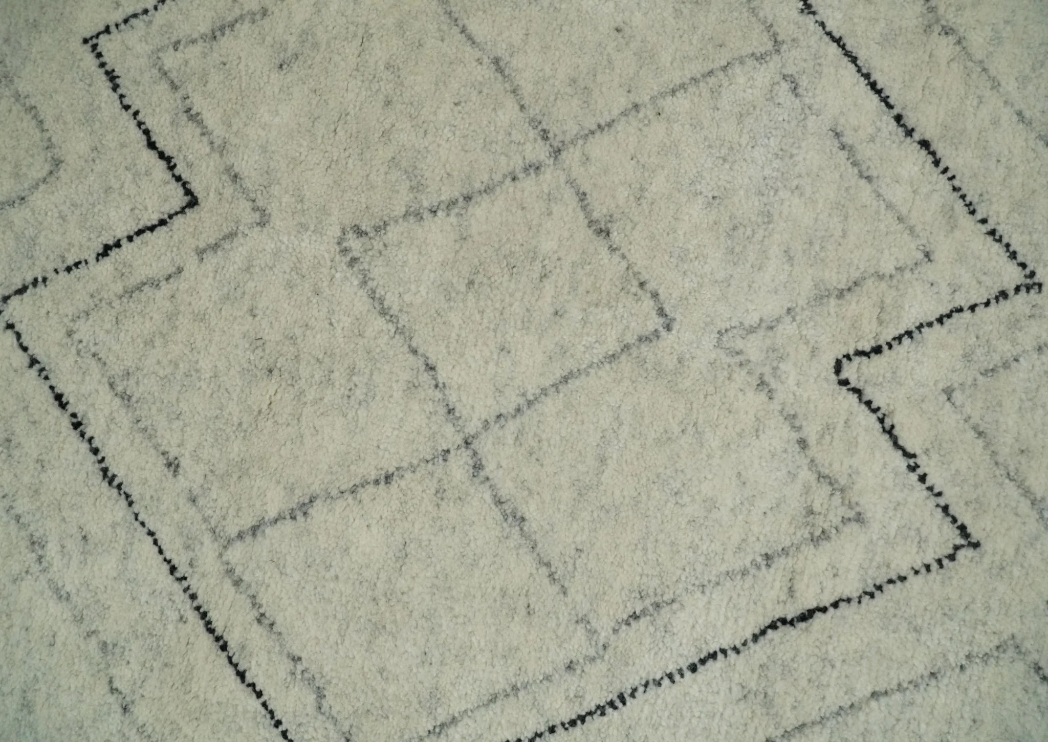 Hand Knotted Beige, Gray and Black 8x10 Trellis Moroccan Rug Made with Fine Wool | TRDCP646810 - Image 4