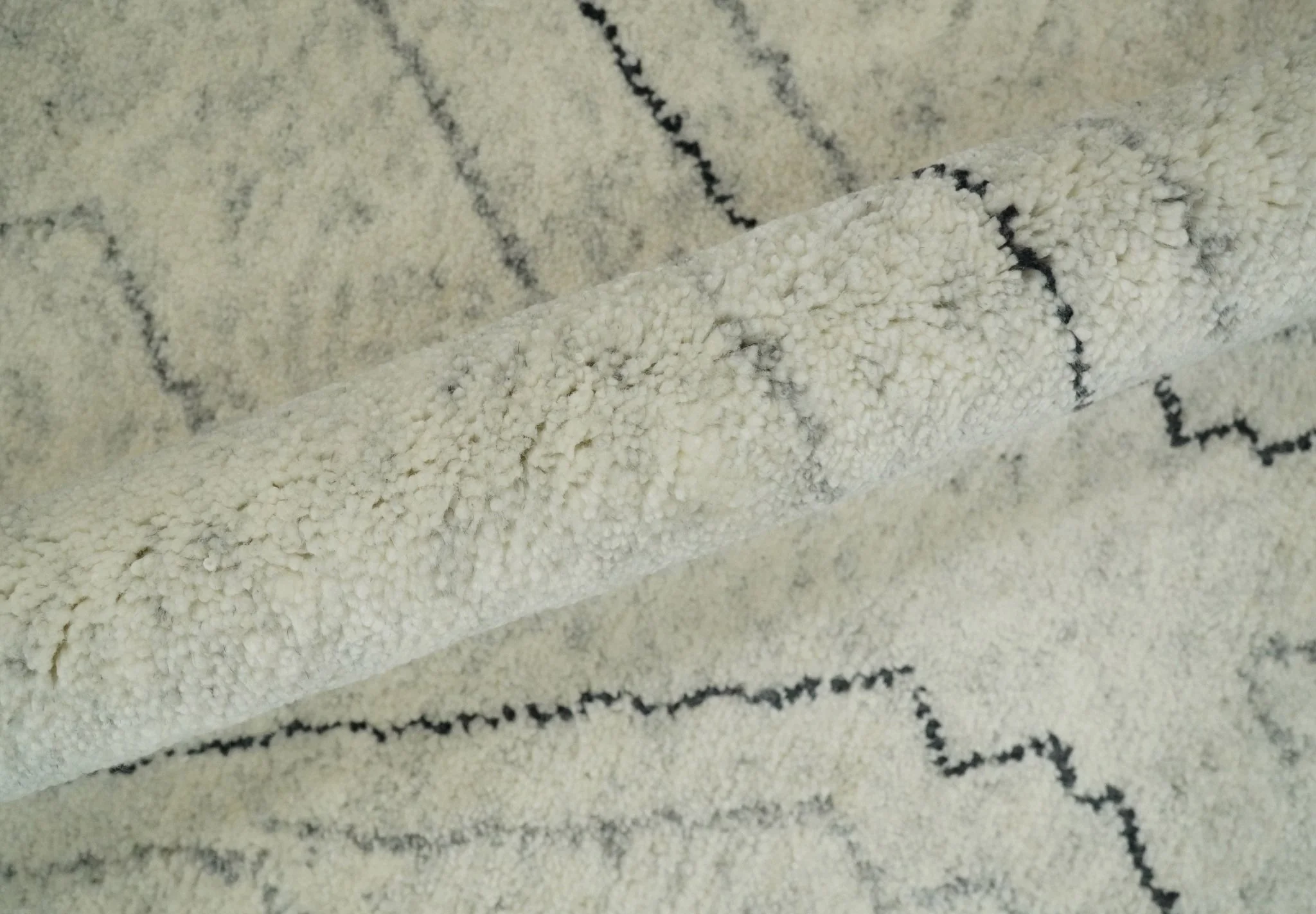 Hand Knotted Beige, Gray and Black 8x10 Trellis Moroccan Rug Made with Fine Wool | TRDCP646810 - Image 7