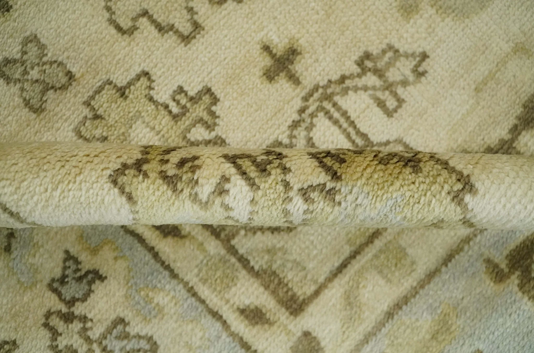 5x7 Hand Knotted Beige, Silver and Brown Traditional oushak Wool Area Rug | N34157 - Image 6