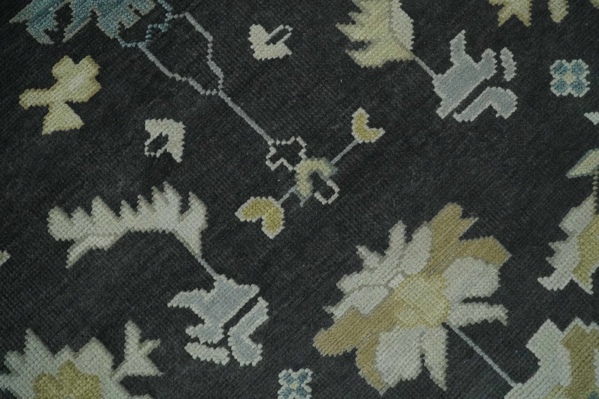 8x10, 9x12, 10x14 and 12x15 Hand Knotted Black, Beige and Silver Traditional Oushak Wool Rug - Image 4