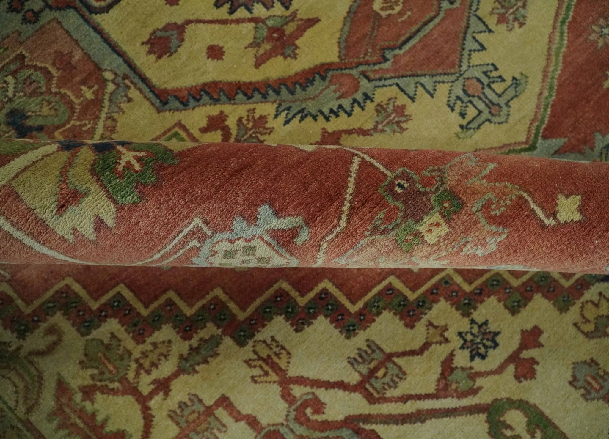 Hand Knotted Black, Rust and Beige 9x12 Traditional Heriz Serapi Wool Area Rug - Image 6