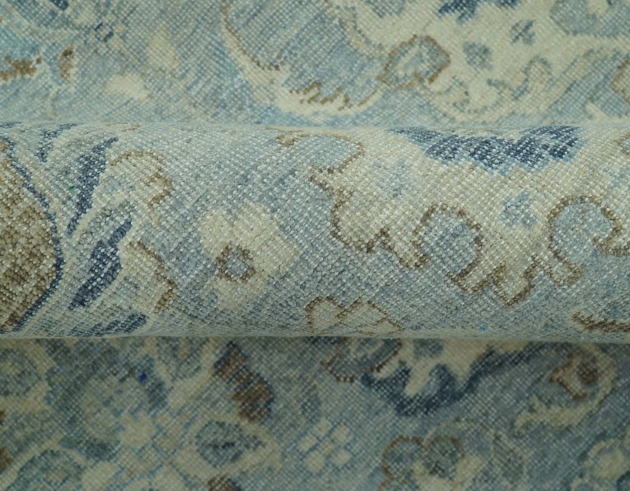 Distressed Hand Knotted Blue And Beige Traditional Design 9x13 Wool Area Rug - Image 5