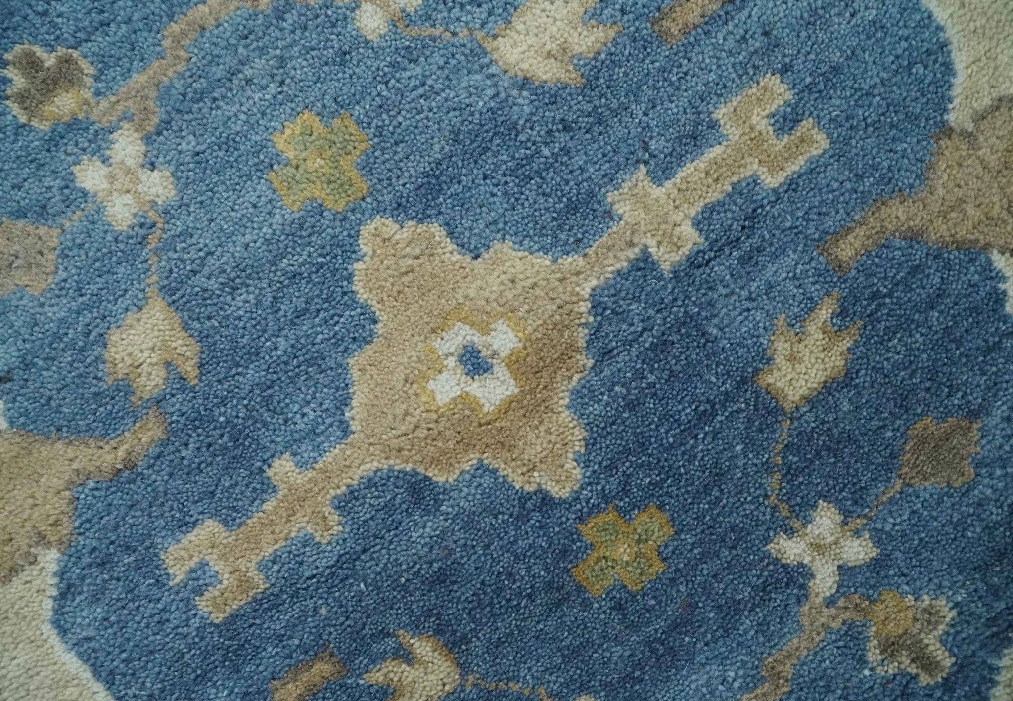 Hand Knotted Blue, Beige and Olive Oriental Oushak 8x10 Wool Area Rug - Image 4