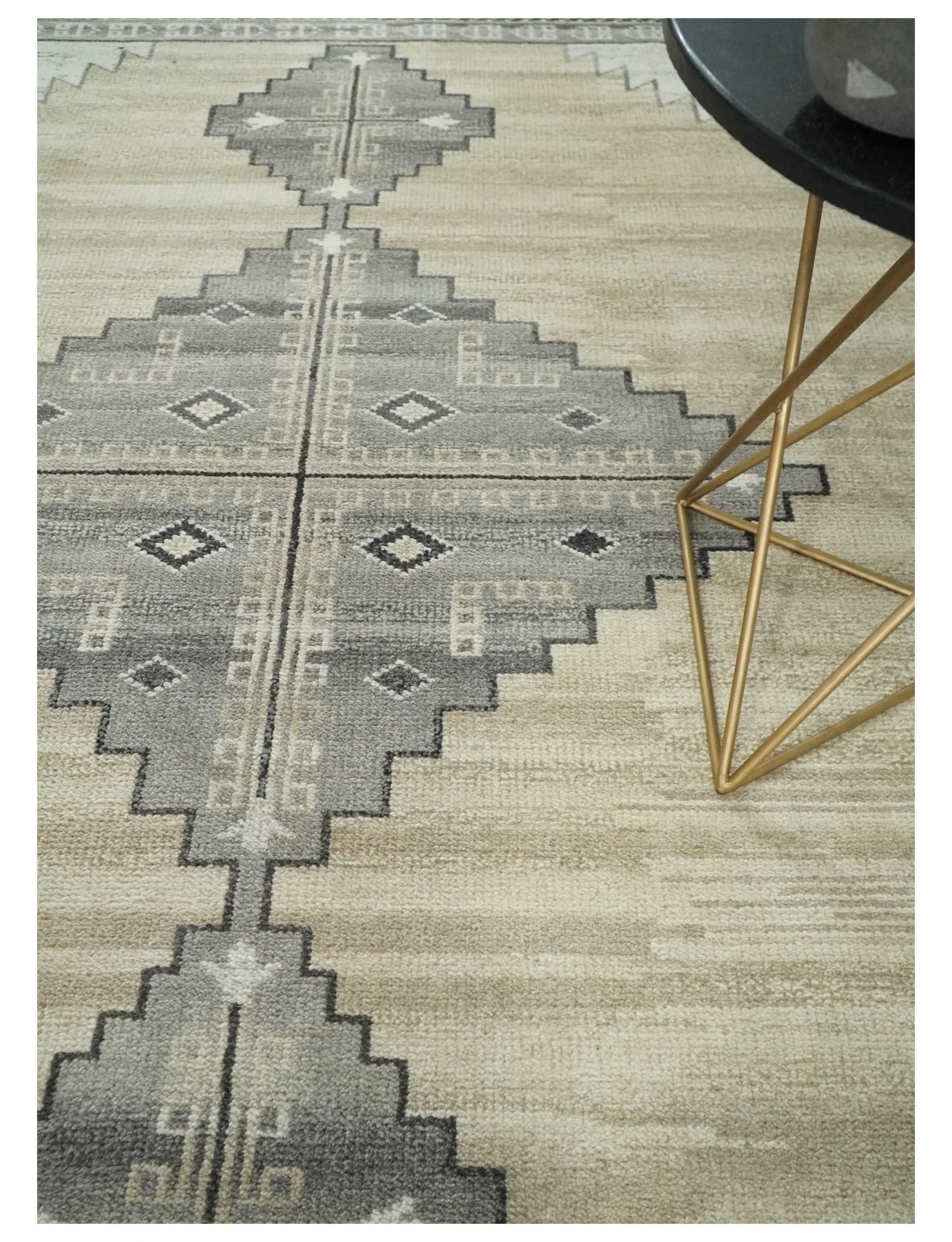 All Natural Wool Hand Knotted Gray , Beige and Ivory Traditional Heriz Serapi Multi Size wool Area Rug, Kids, Living Room and Bedroom Rug - Image 2