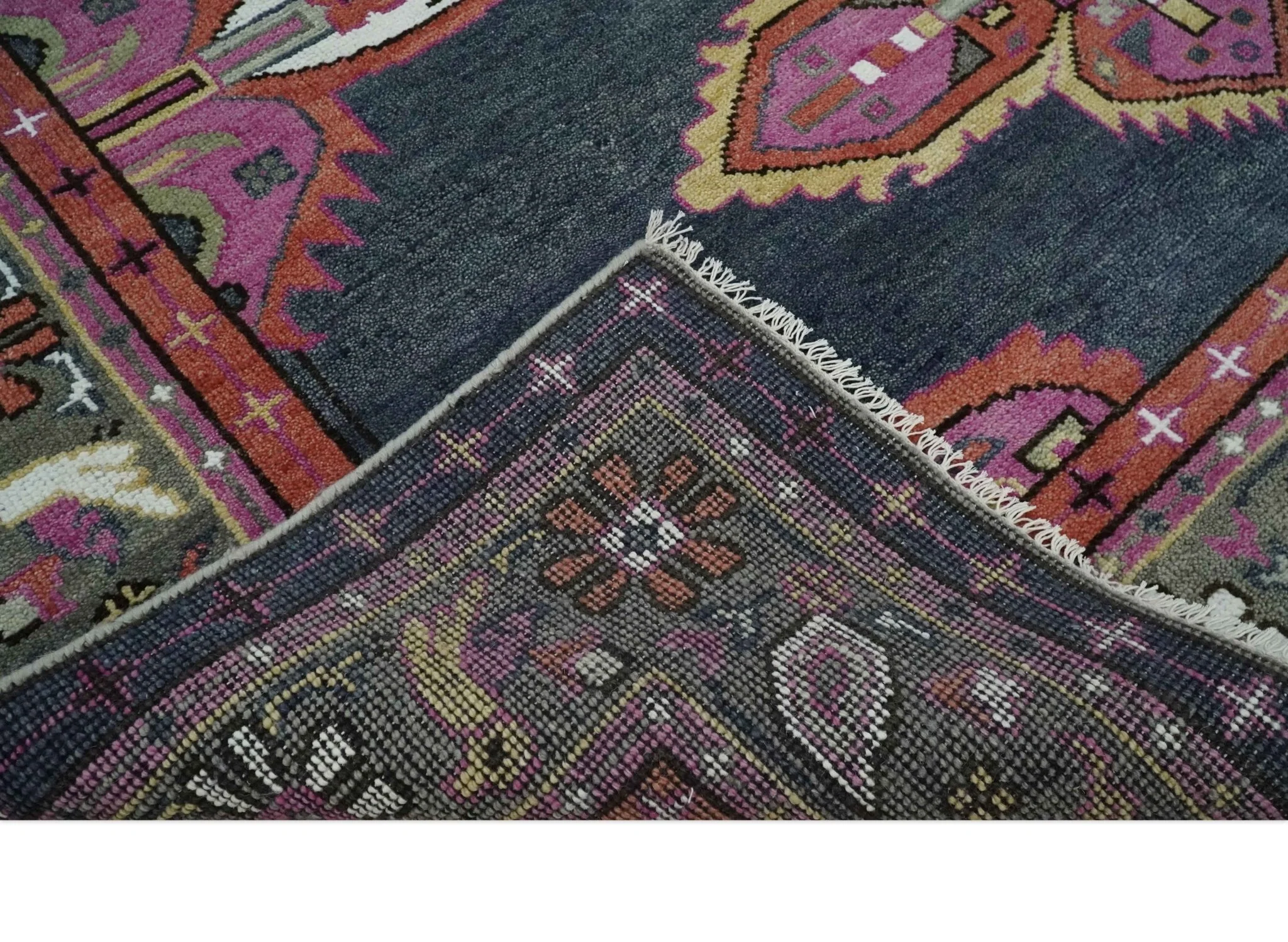 8.3x9.10 Hand Knotted Charcoal, Silver and Pink Traditional Heriz Wool Area Rug - Image 7