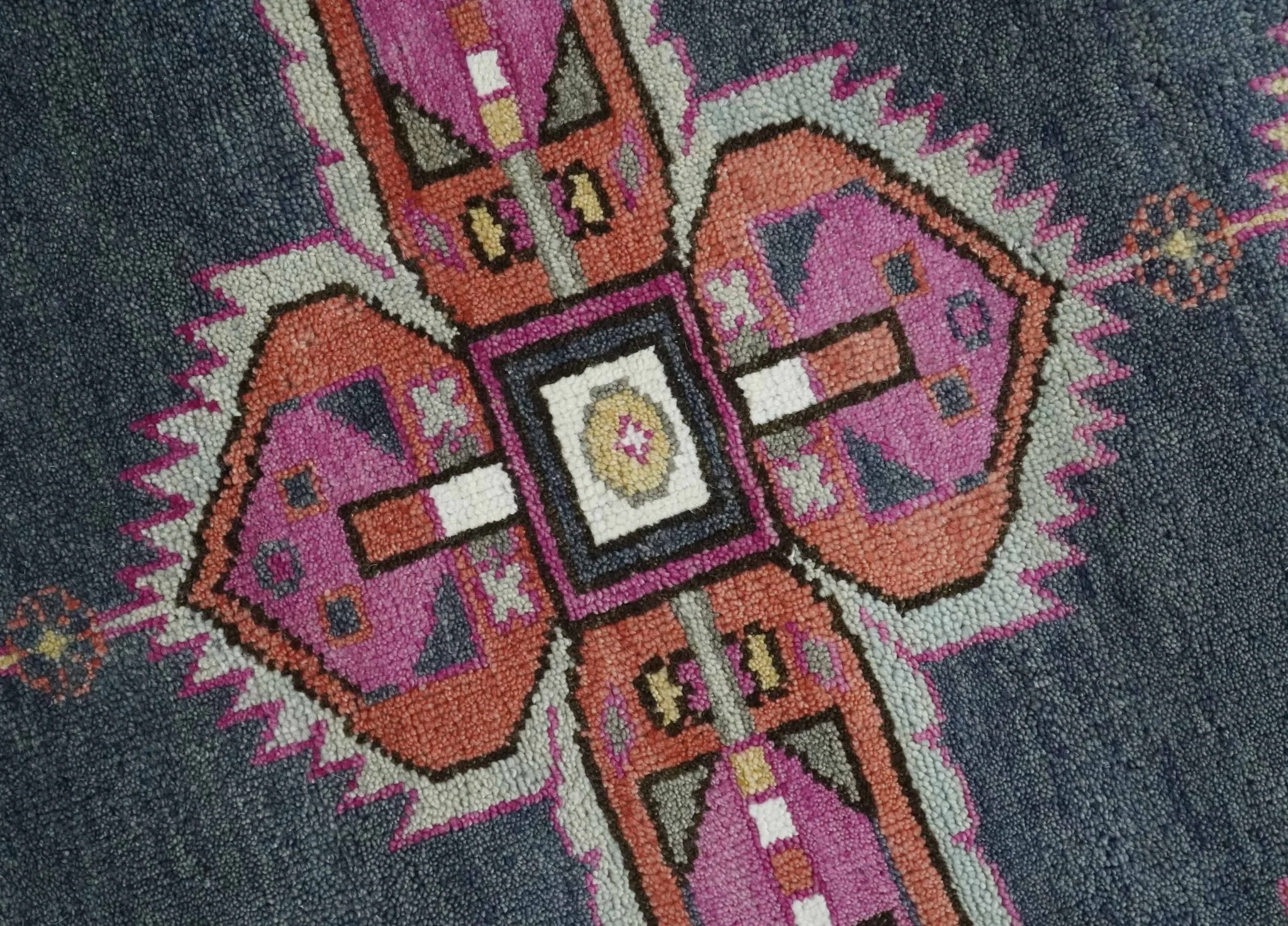 8x10 and 10x14 Hand Knotted Charcoal, Silver and Pink Traditional Wool Area Rug - Image 4