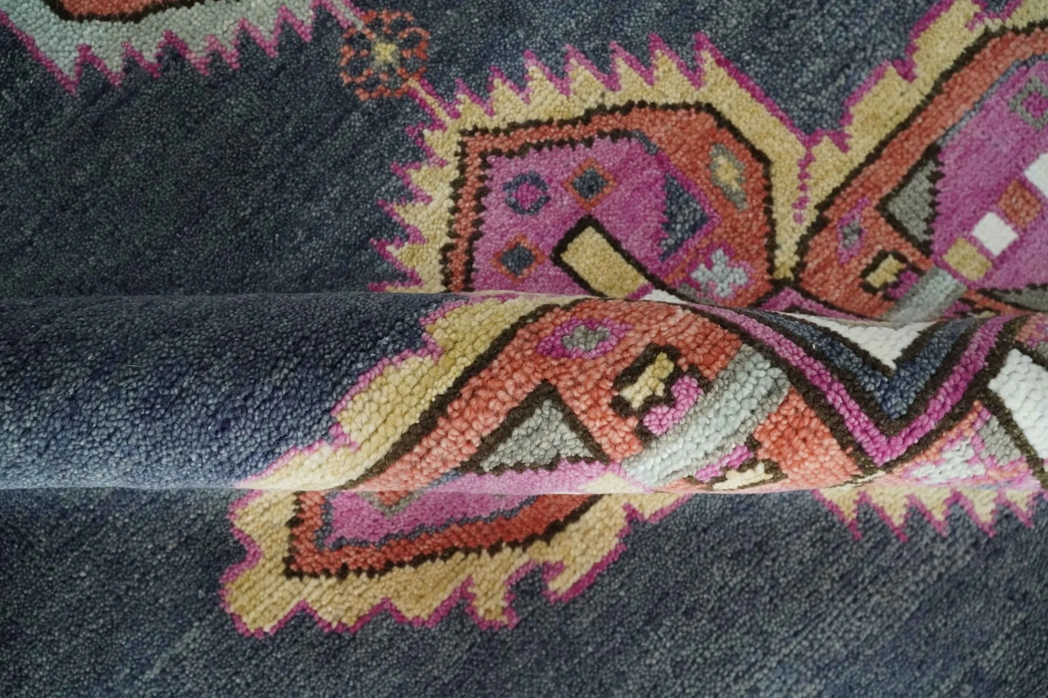 8x10 and 10x14 Hand Knotted Charcoal, Silver and Pink Traditional Wool Area Rug - Image 6