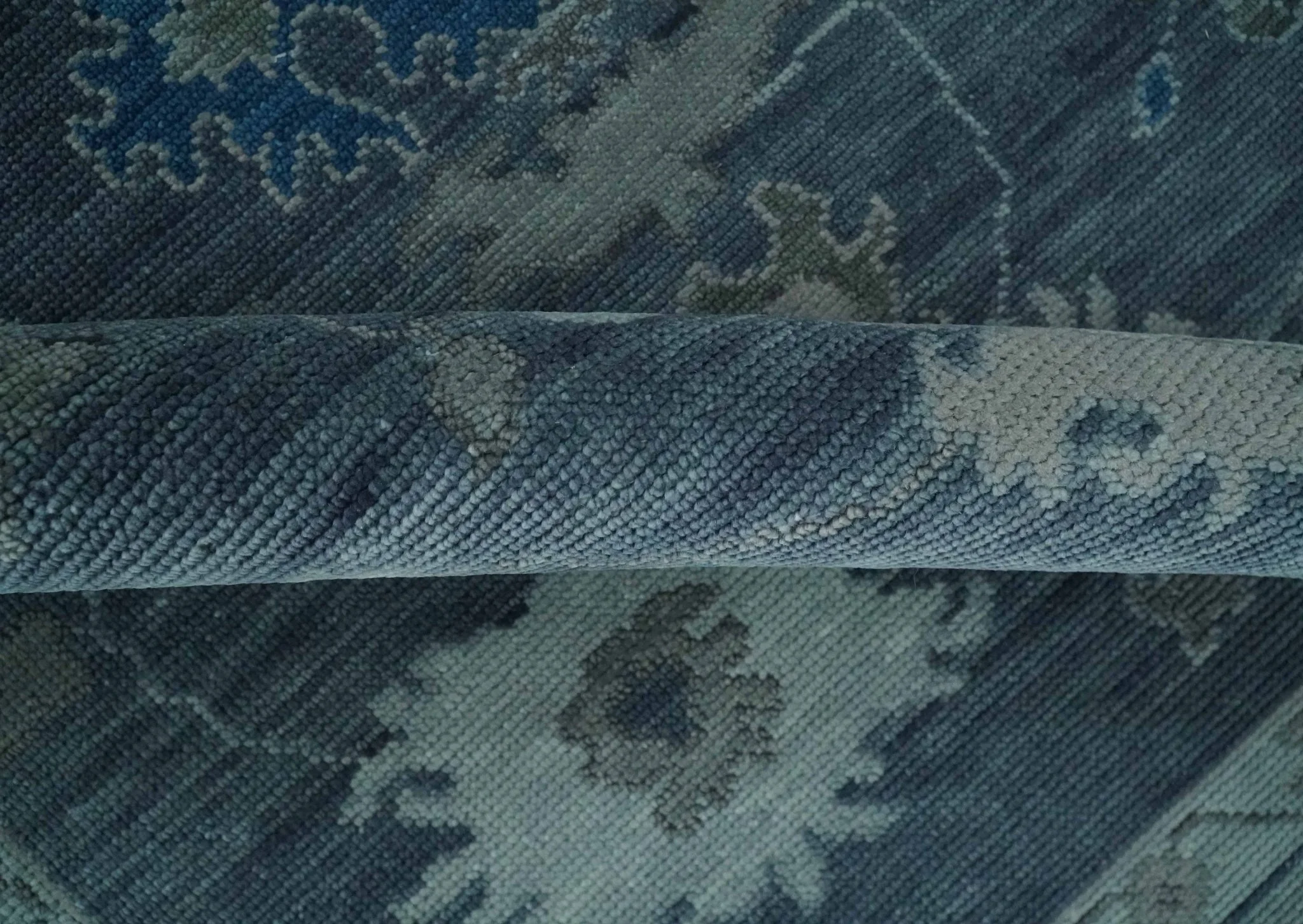 Hand Knotted Gray and Silver Traditional Multi Size Oushak Wool Rug - Image 6