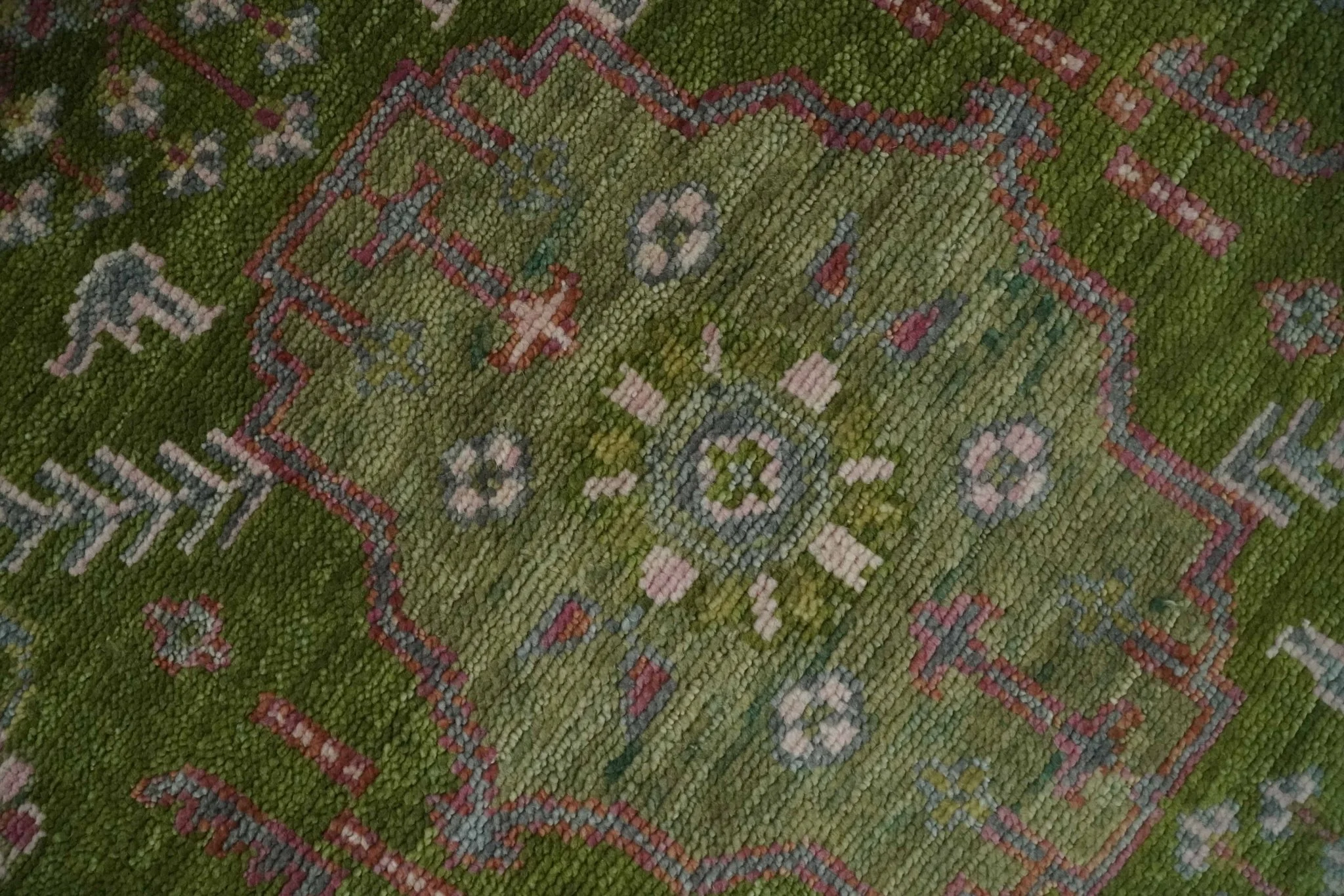 Hand Knotted Green and Silver Traditional Multi Size Antique Wool Area Rug - Image 4