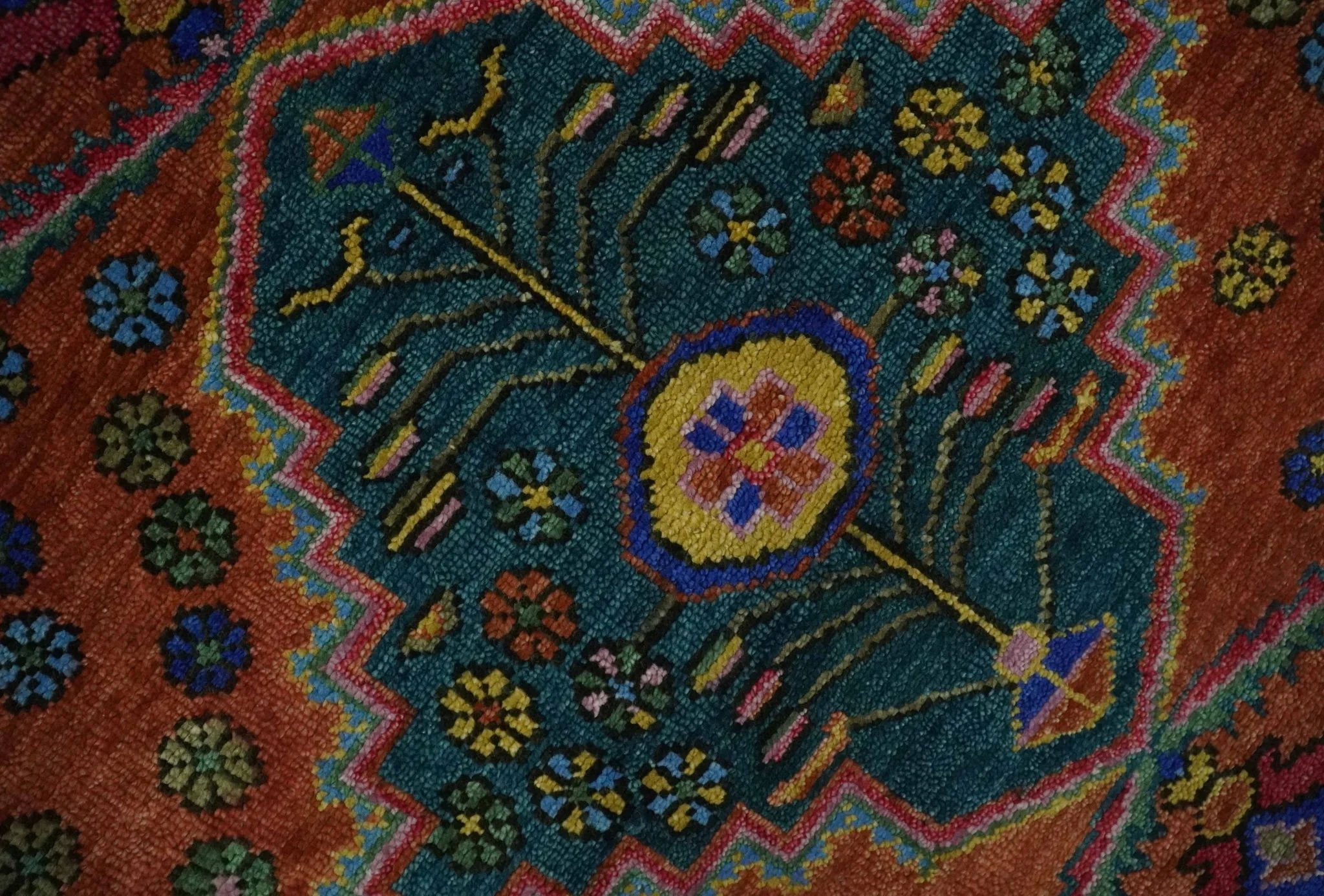 Hand Knotted Green, Rust, Yellow, Pink and Blue Traditional Floral 8x10 Wool Area Rug - Image 4