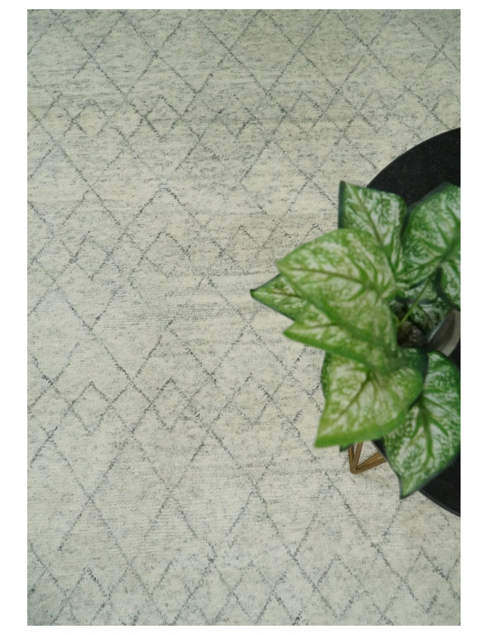 Hand Knotted Ivory and Charcoal 9x12 Trellis Moroccan Rug Made with Fine Wool | TRDCP654912 - Image 6
