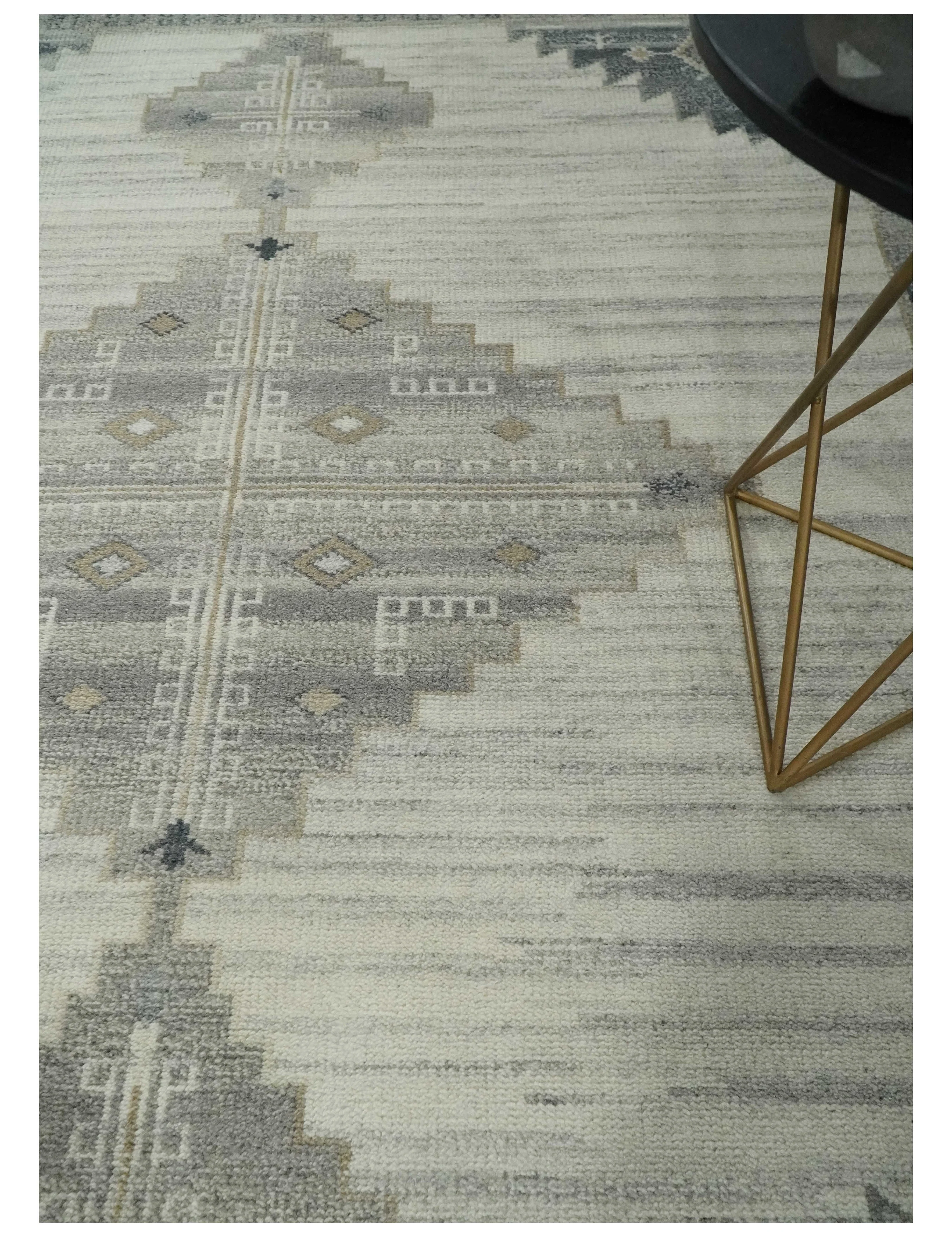 Natural Wool Hand Knotted Ivory and Gray Traditional Multi size wool Area Rug, Kids, Living Room and Bedroom Rug - Image 2