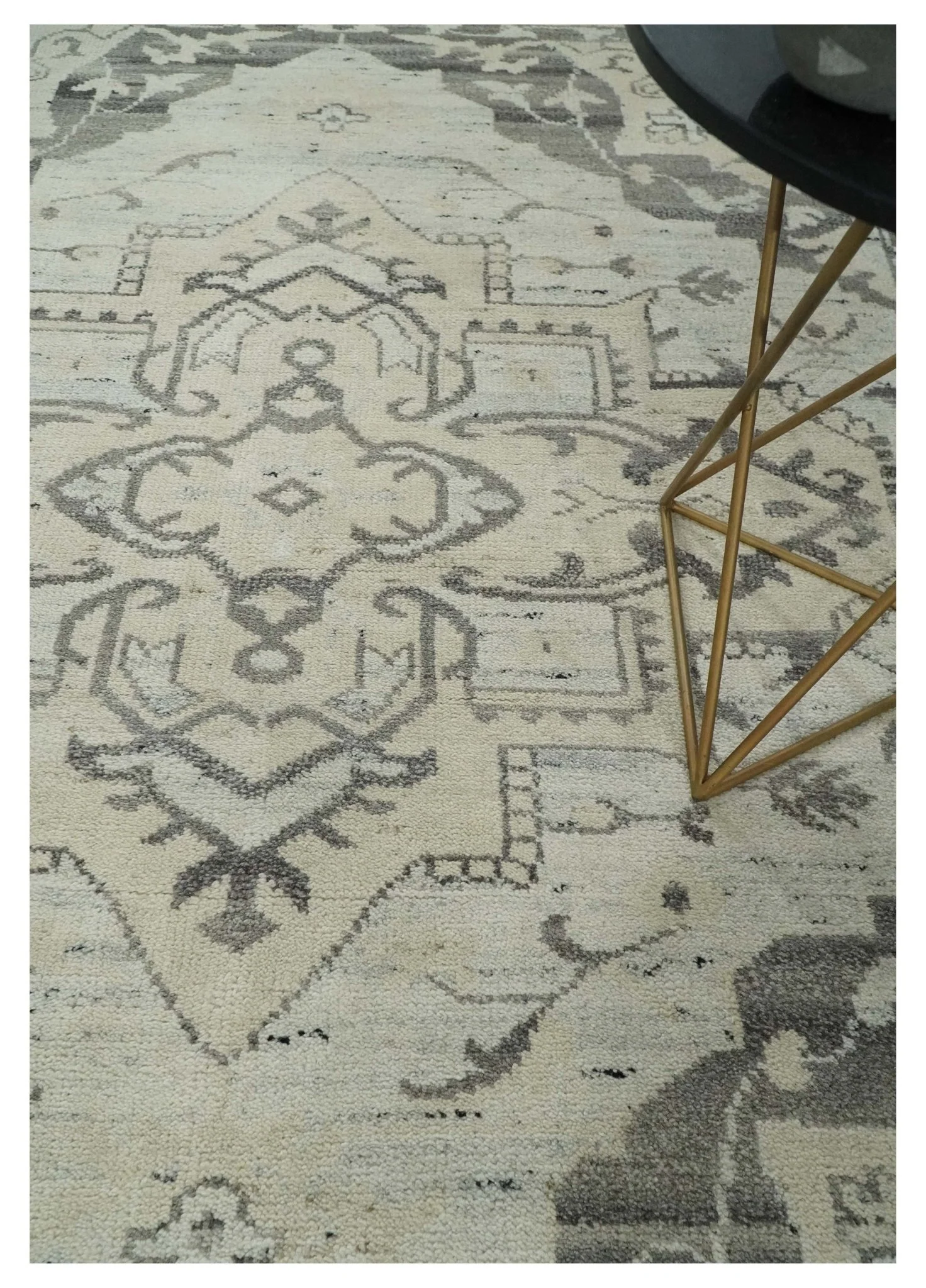 Hand Knotted Earthy Neutral Serapi Wool Rug, Charcoal, Beige and Ivory - Image 2