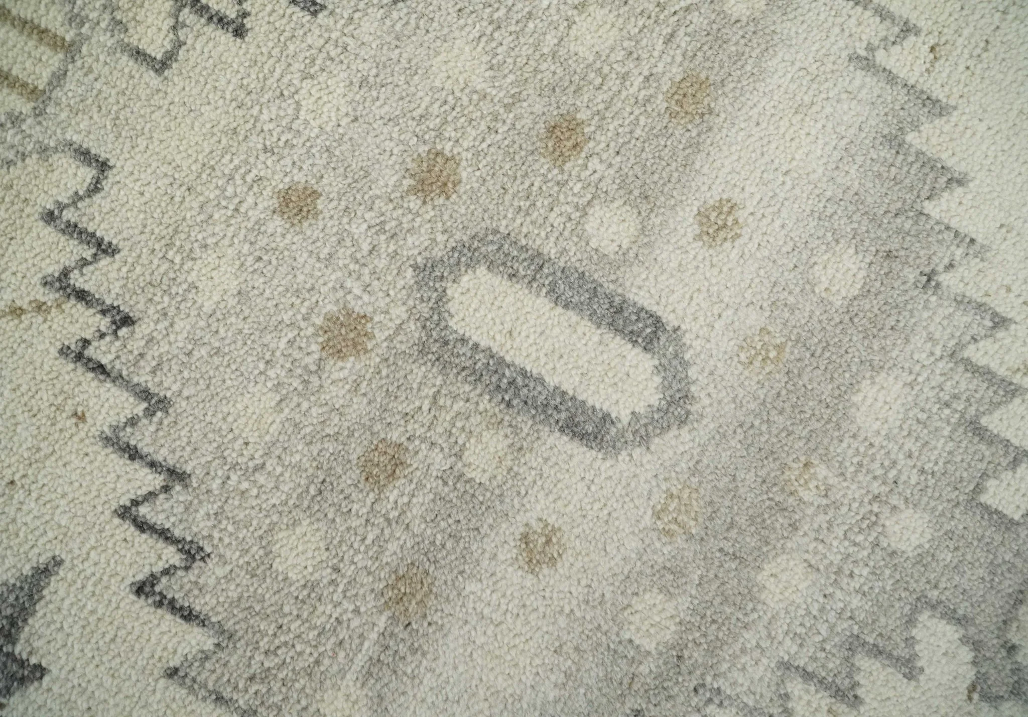 Custom Made Hand Knotted Ivory and Charcoal Traditional Tribal Natural Wool Area Rug, Kids, Living Room and Bedroom Rug - Image 4