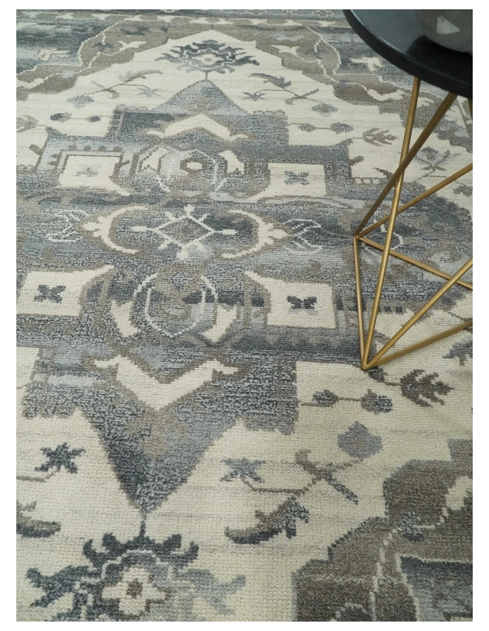 Hand Knotted Gray, Beige and Charcoal Traditional Heriz Serapi Multi size Wool Area Rug, Kids, Living Room and Bedroom Rug - Image 2