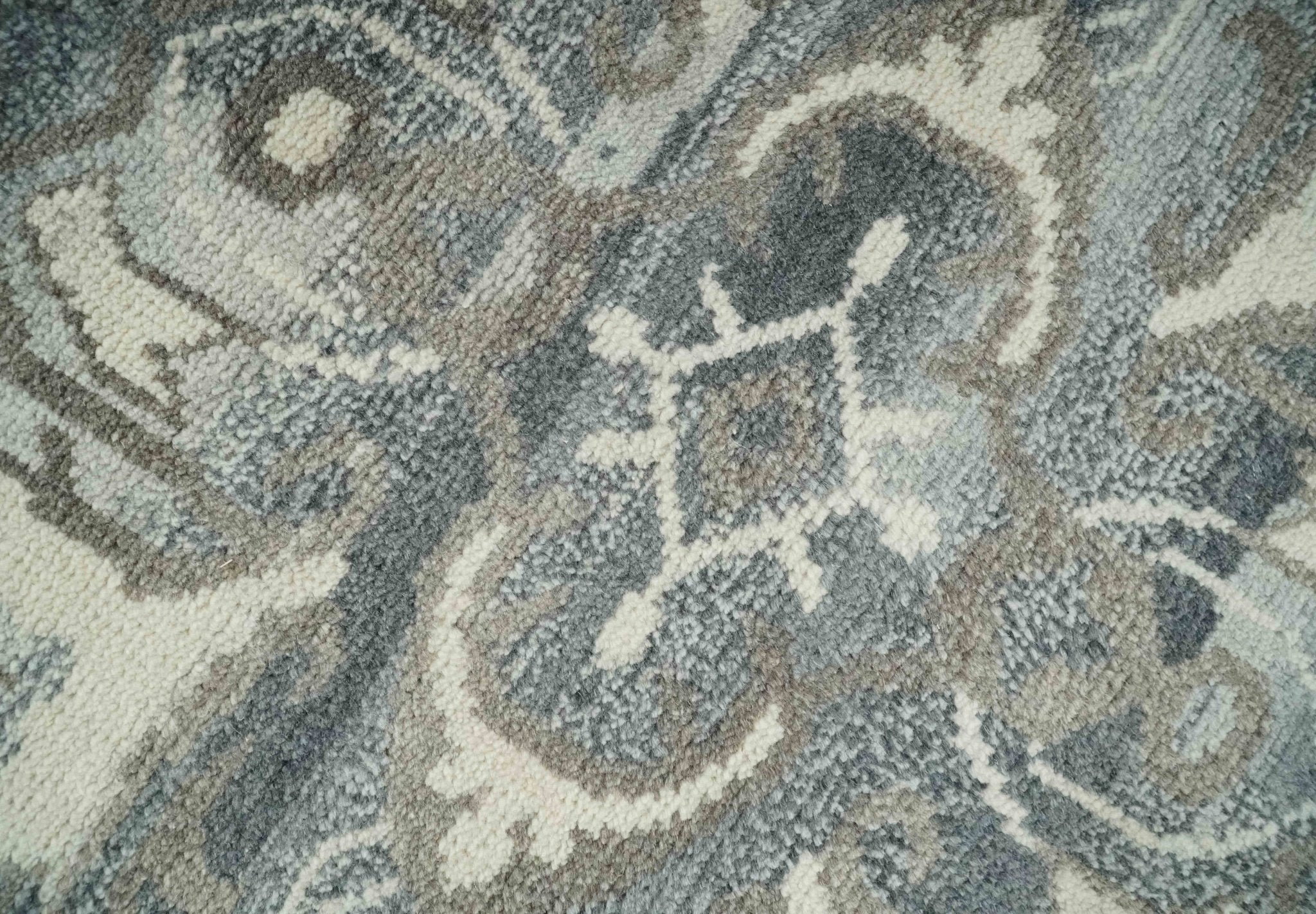Hand Knotted Gray, Beige and Charcoal Traditional Heriz Serapi Multi size Wool Area Rug, Kids, Living Room and Bedroom Rug - Image 4
