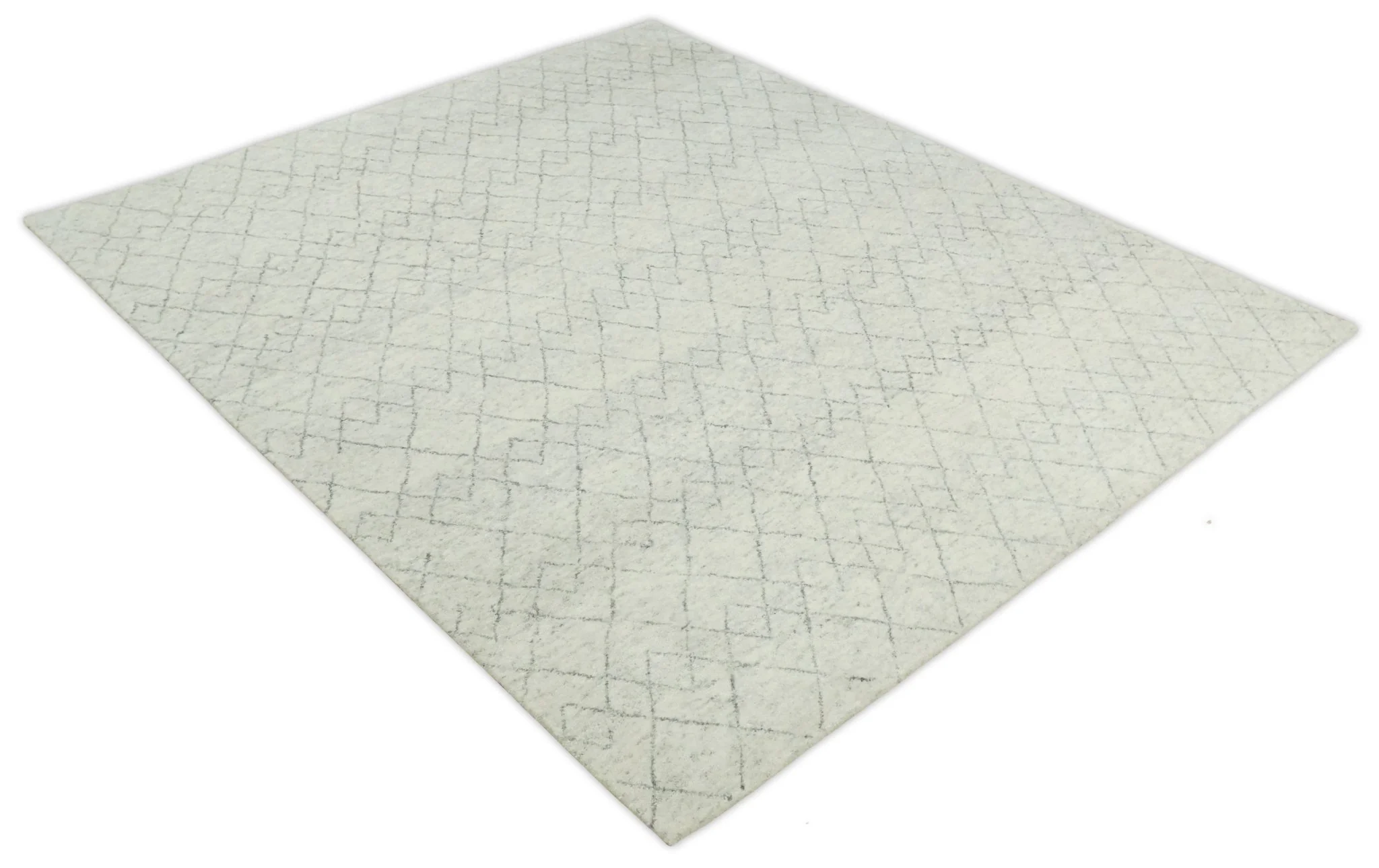 Hand Knotted Ivory and Gray 8x10 and 9x12 Trellis Moroccan Rug Made with Fine Wool | TRDCP647 - Image 11