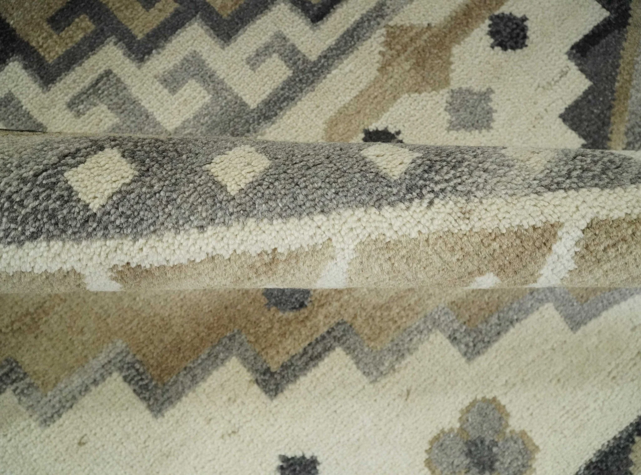 Custom Made Natural Wool Hand Knotted Ivory, Beige and Charcoal Traditional Area Rug, Kids, Living Room and Bedroom Rug - Image 6