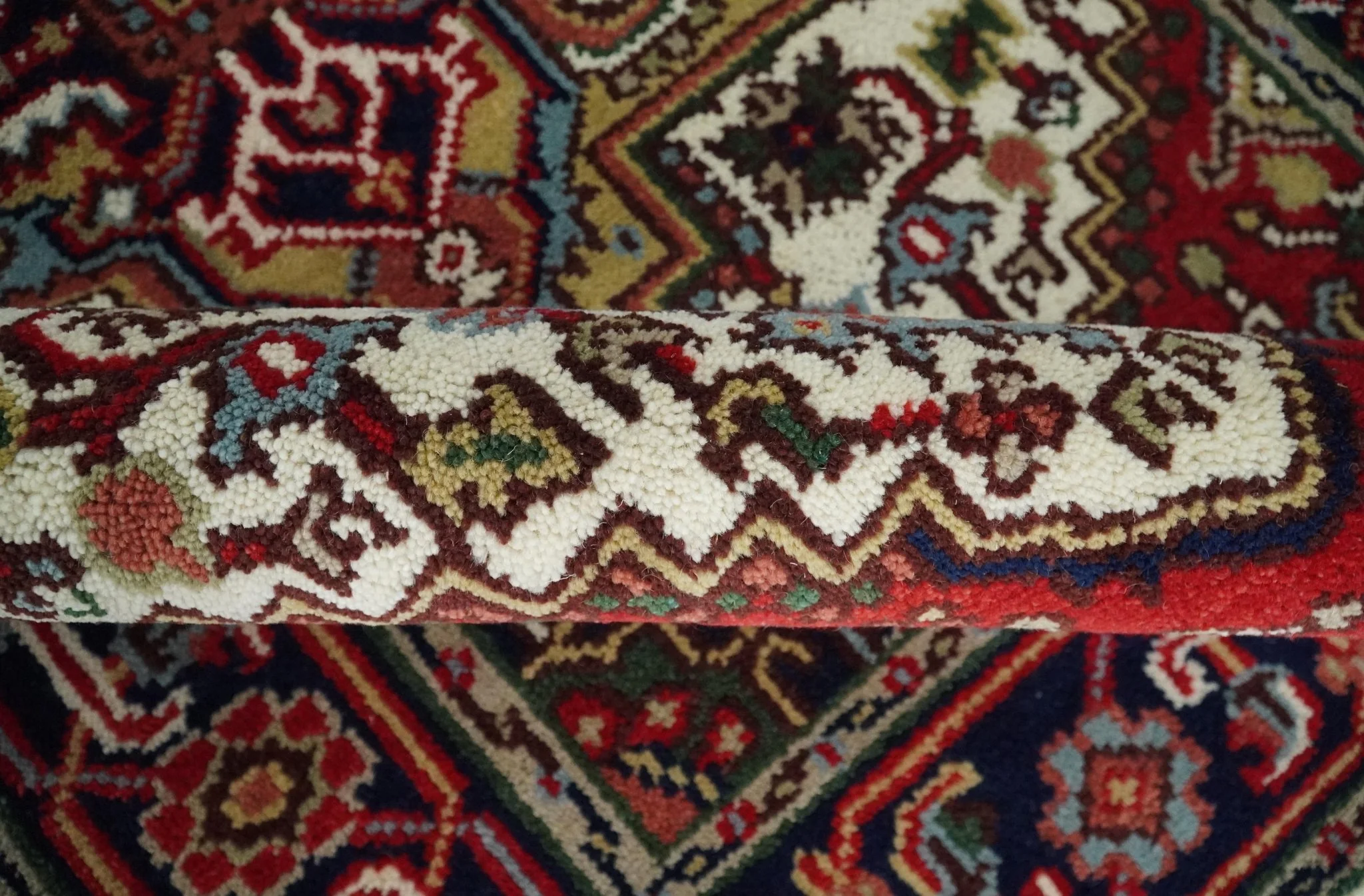 Hand Knotted Ivory, Brown and Blue 4x6 Traditional Antique Style Wool Area Rug - Image 5